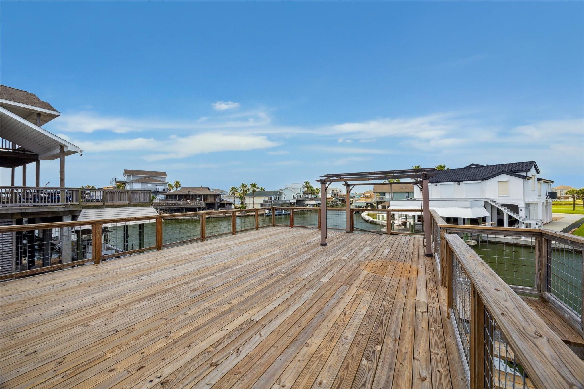 219 Bora Bora Dr, Galveston, TX 77554