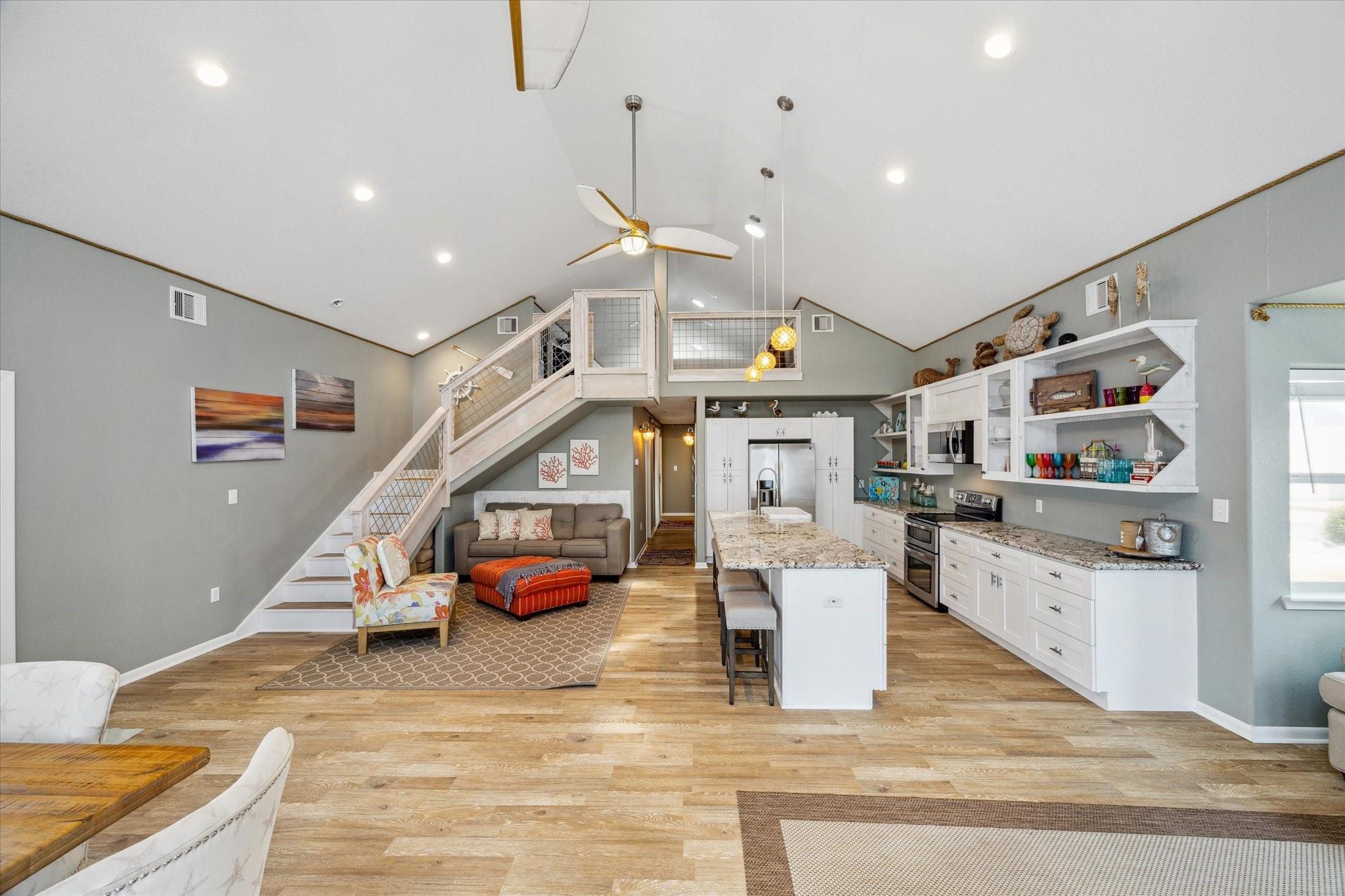 219 Bora Bora Dr, Galveston, TX 77554