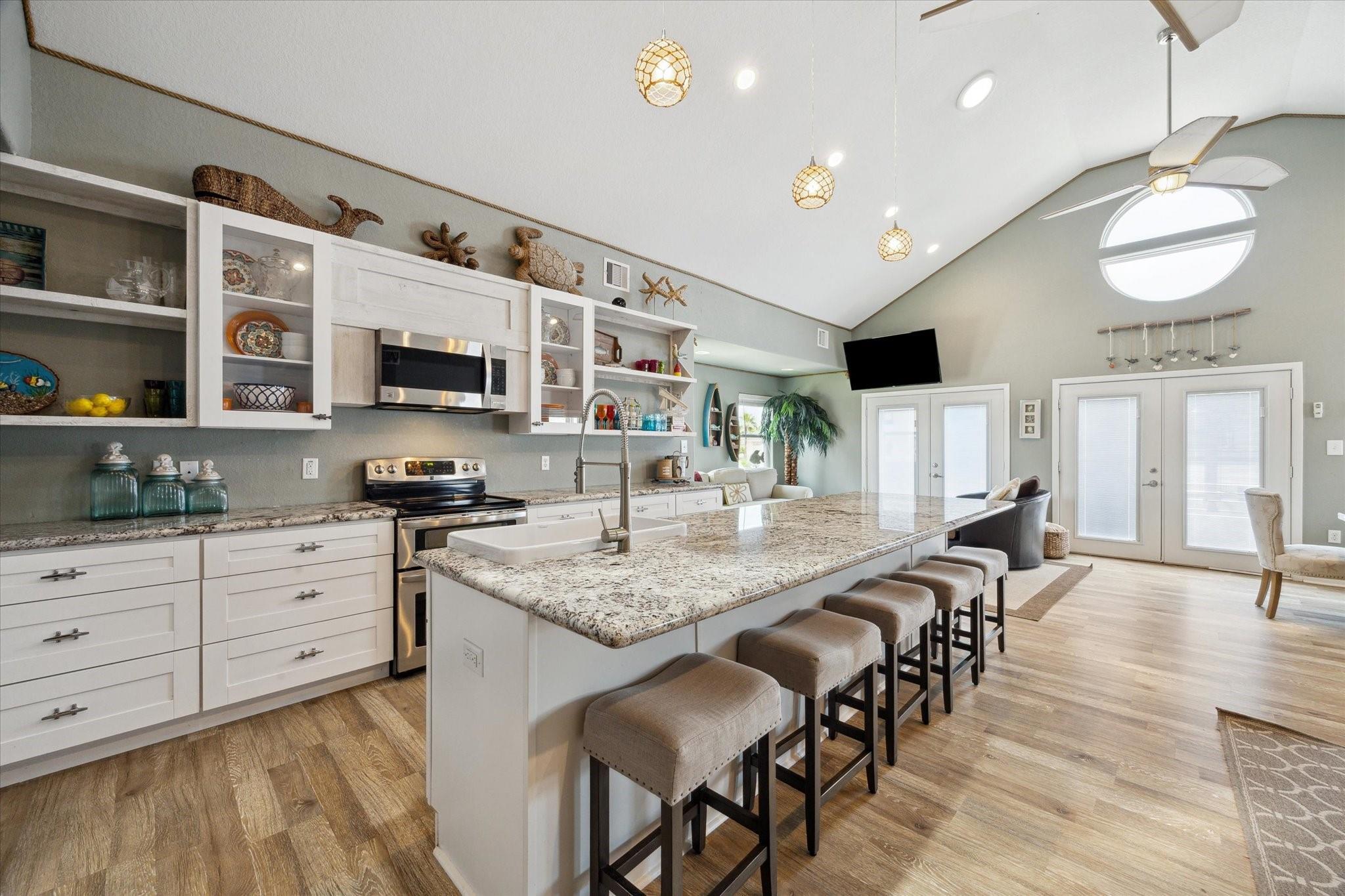 219 Bora Bora Dr, Galveston, TX 77554