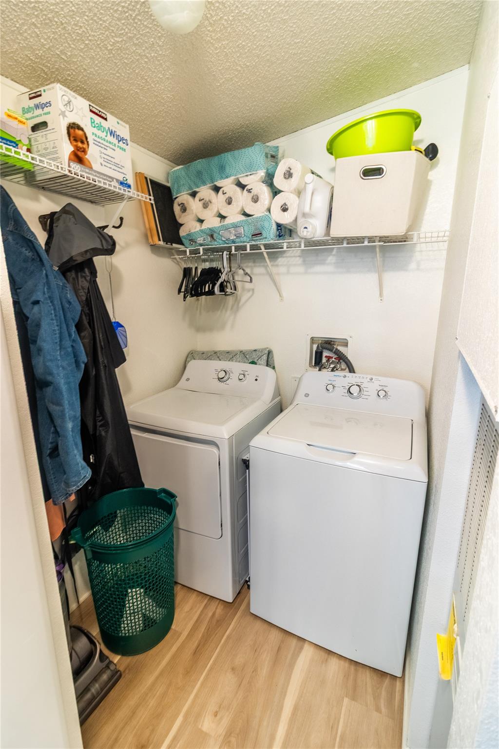 250 Rocky Rd, Lockhart, TX 78644