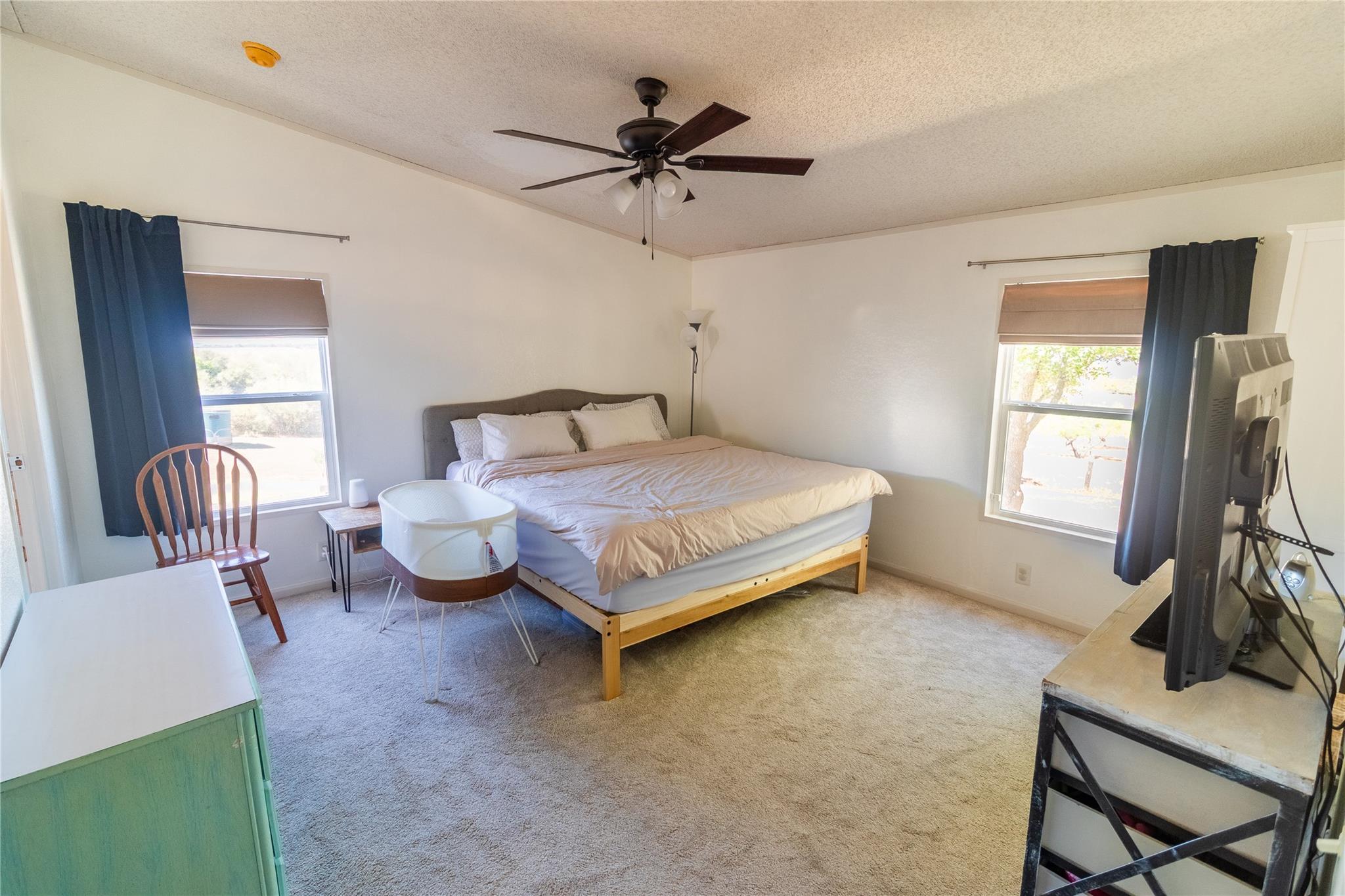 250 Rocky Rd, Lockhart, TX 78644