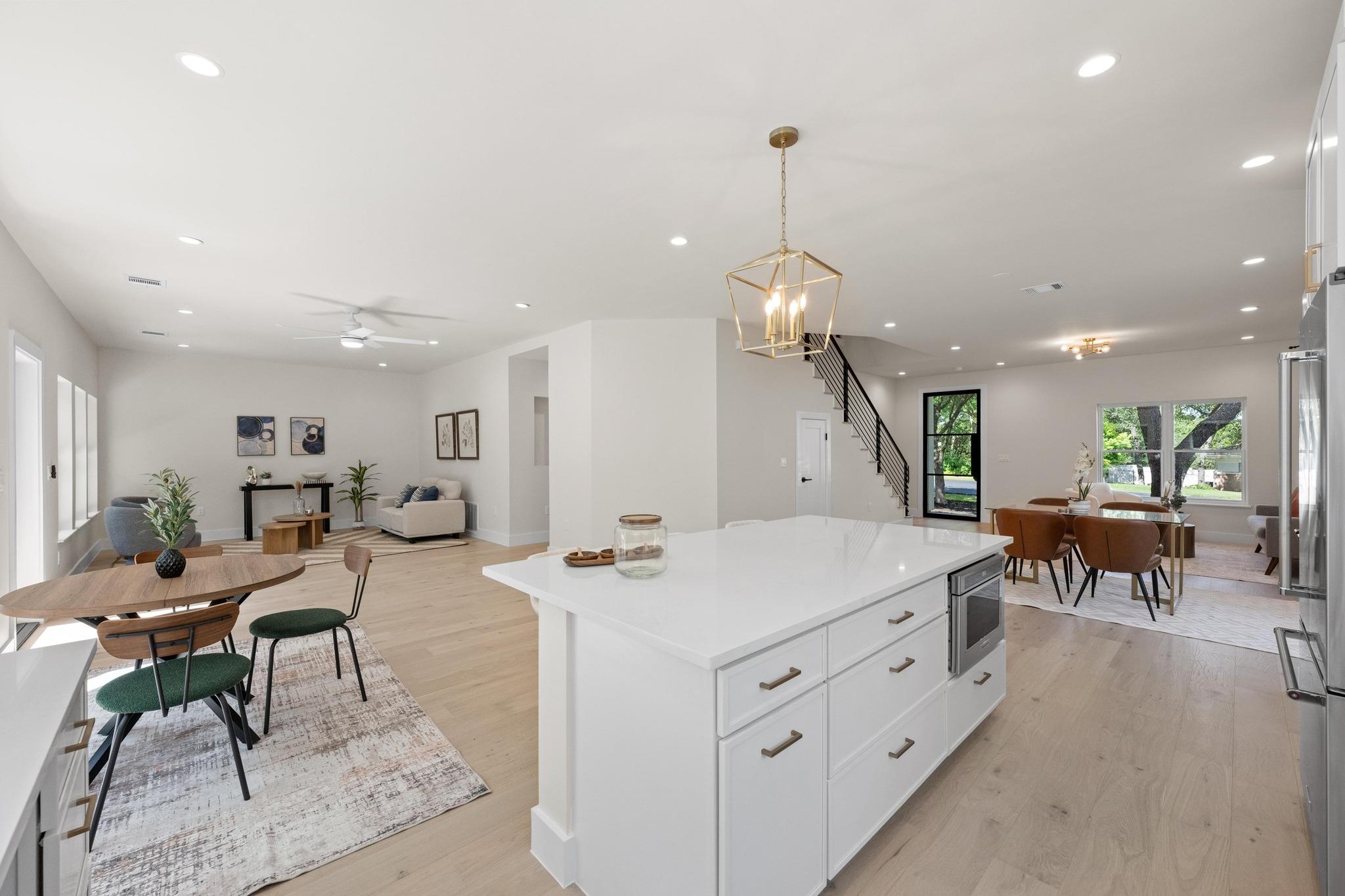 13 Autumn Oaks Dr # A, Lakeway, TX 78738