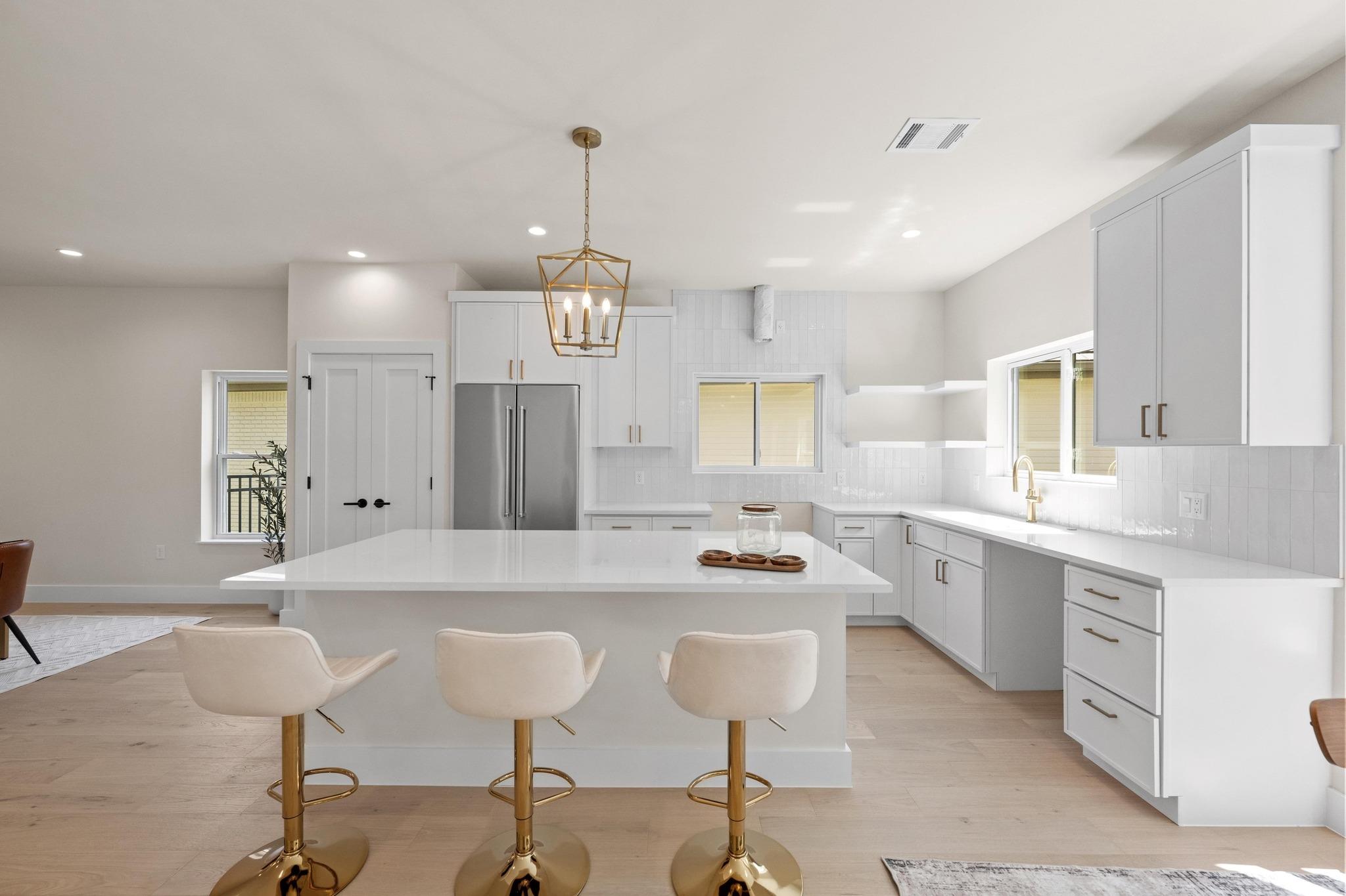 13 Autumn Oaks Dr # A, Lakeway, TX 78738