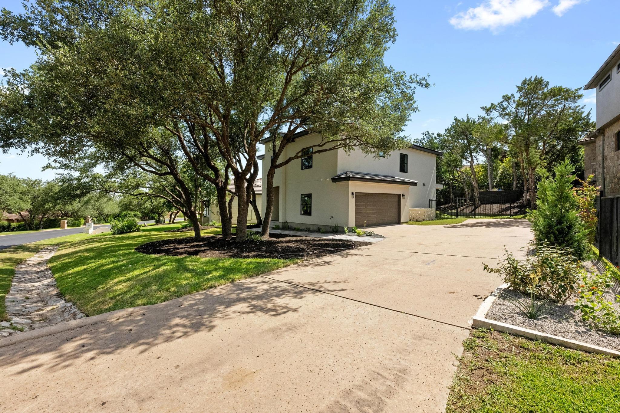 13 Autumn Oaks Dr # A, Lakeway, TX 78738