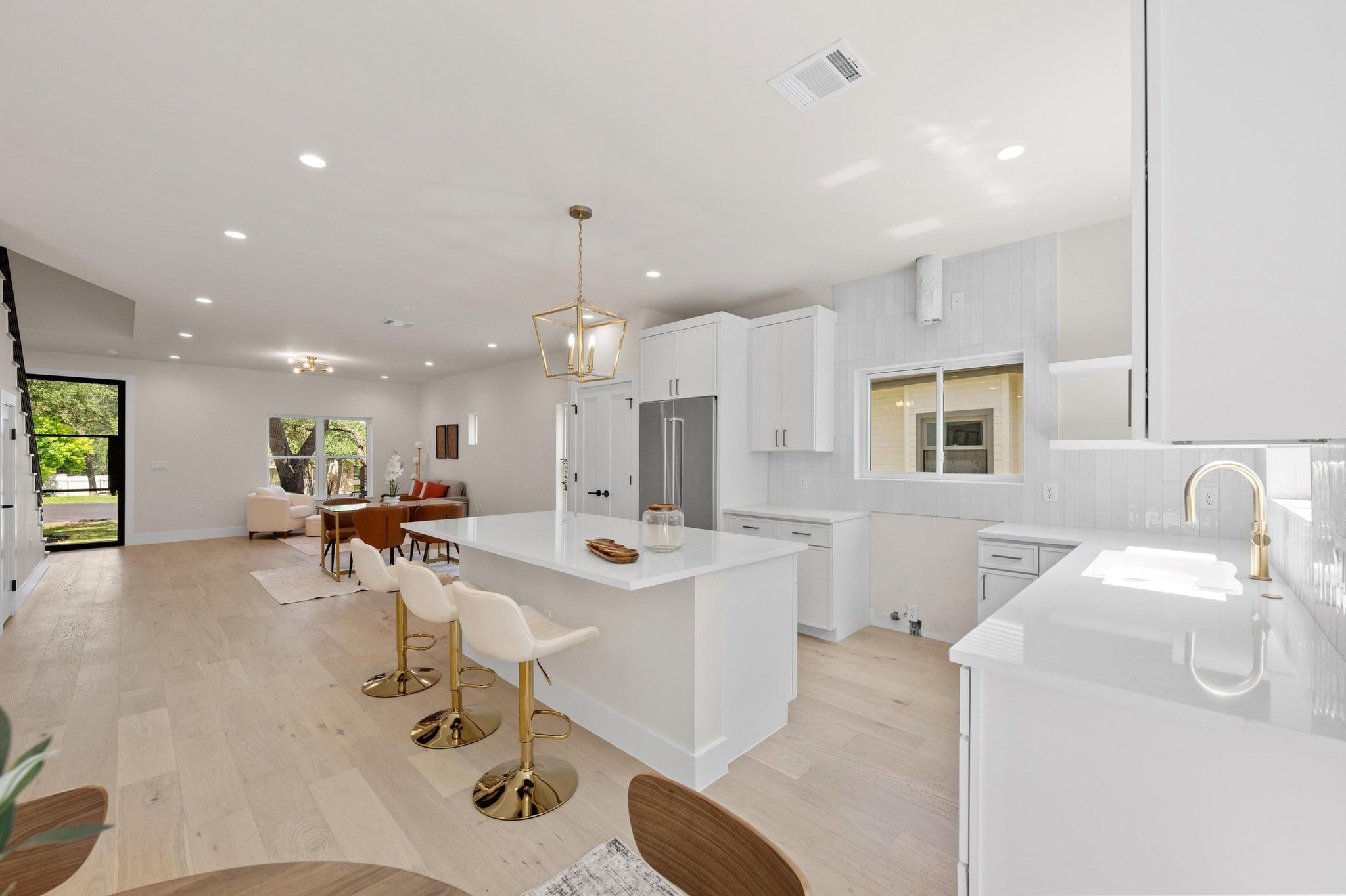 13 Autumn Oaks Dr # A, Lakeway, TX 78738