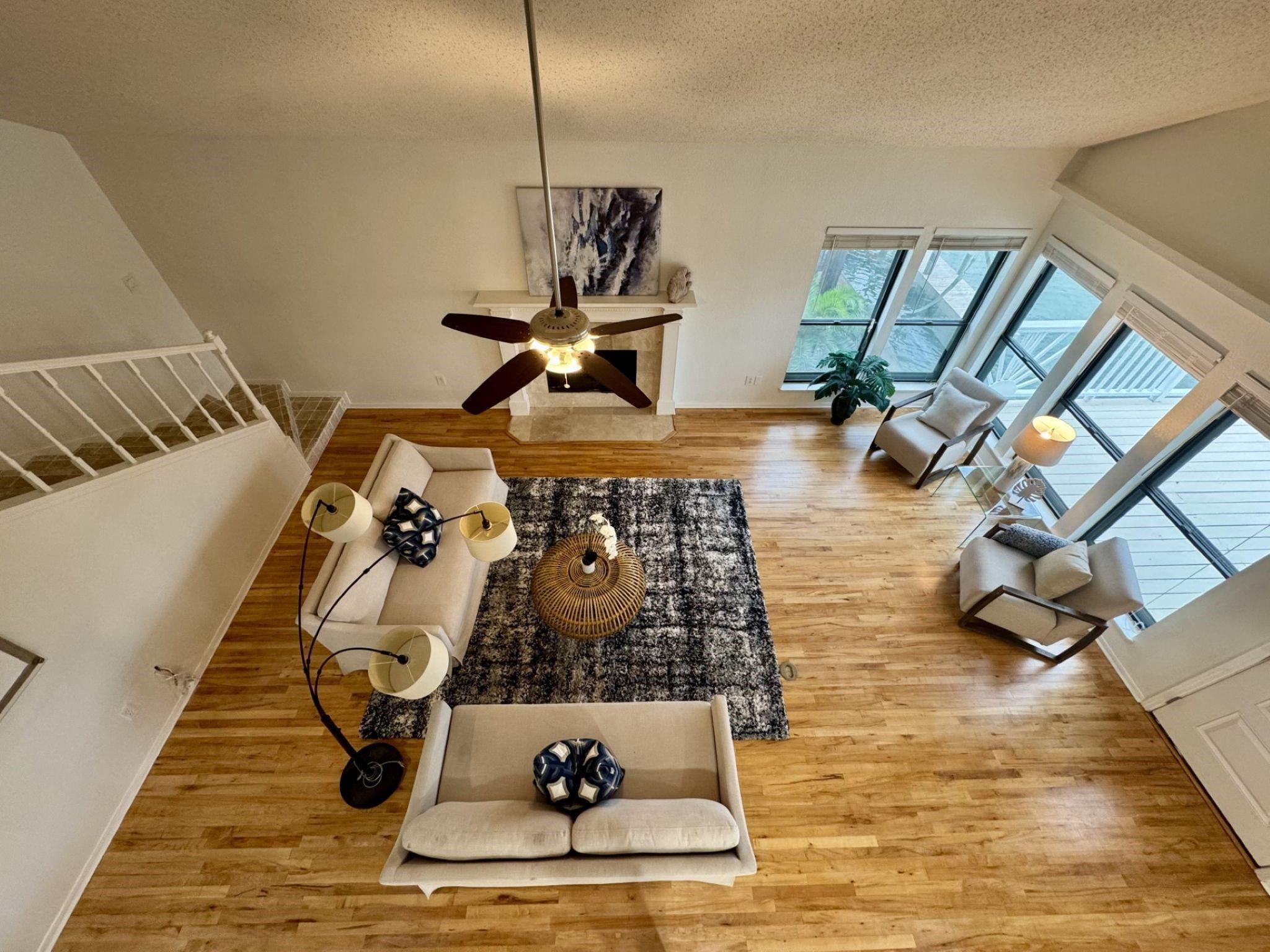 339 Admiral Cir, Galveston, TX 77554