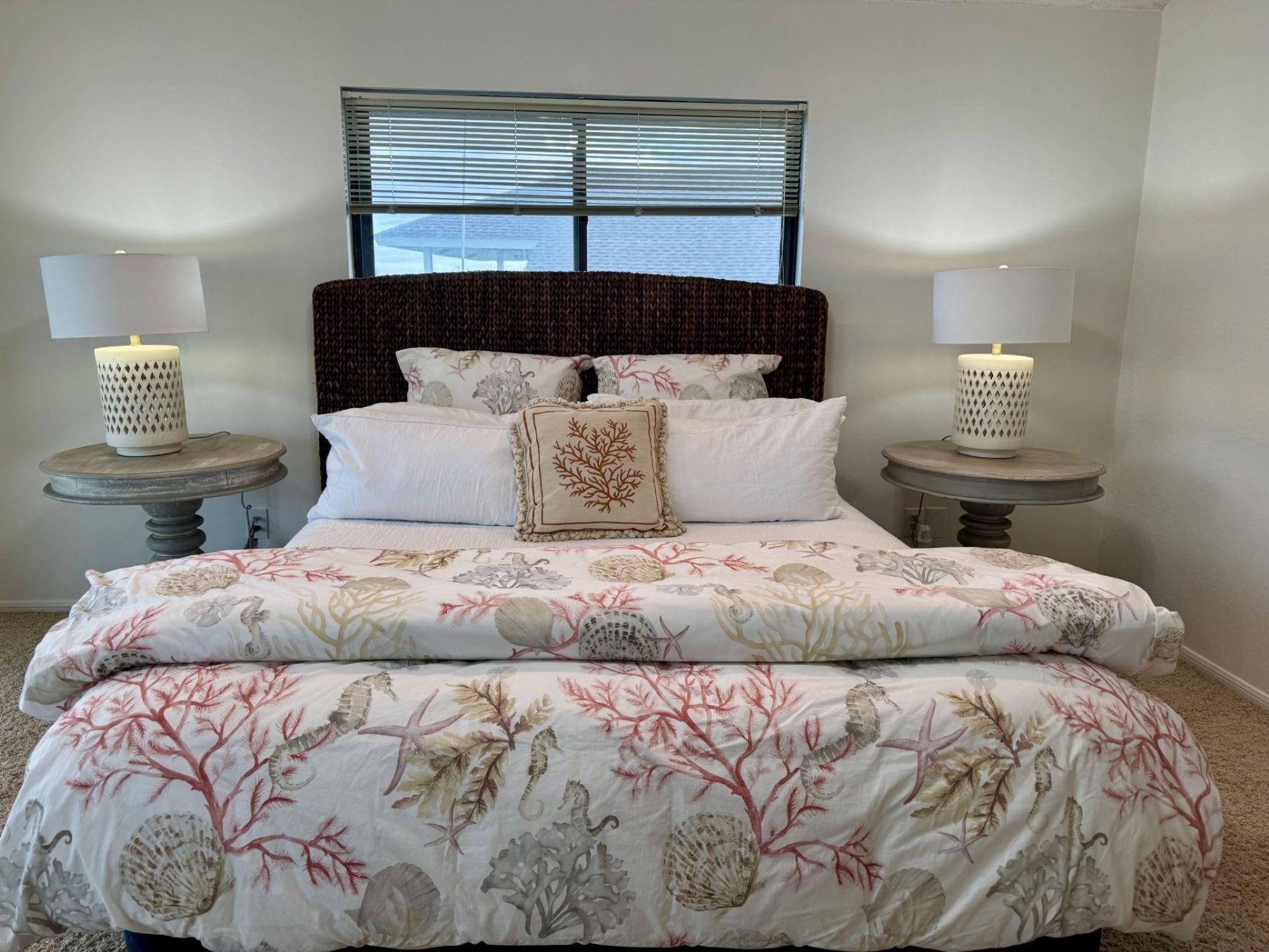 339 Admiral Cir, Galveston, TX 77554