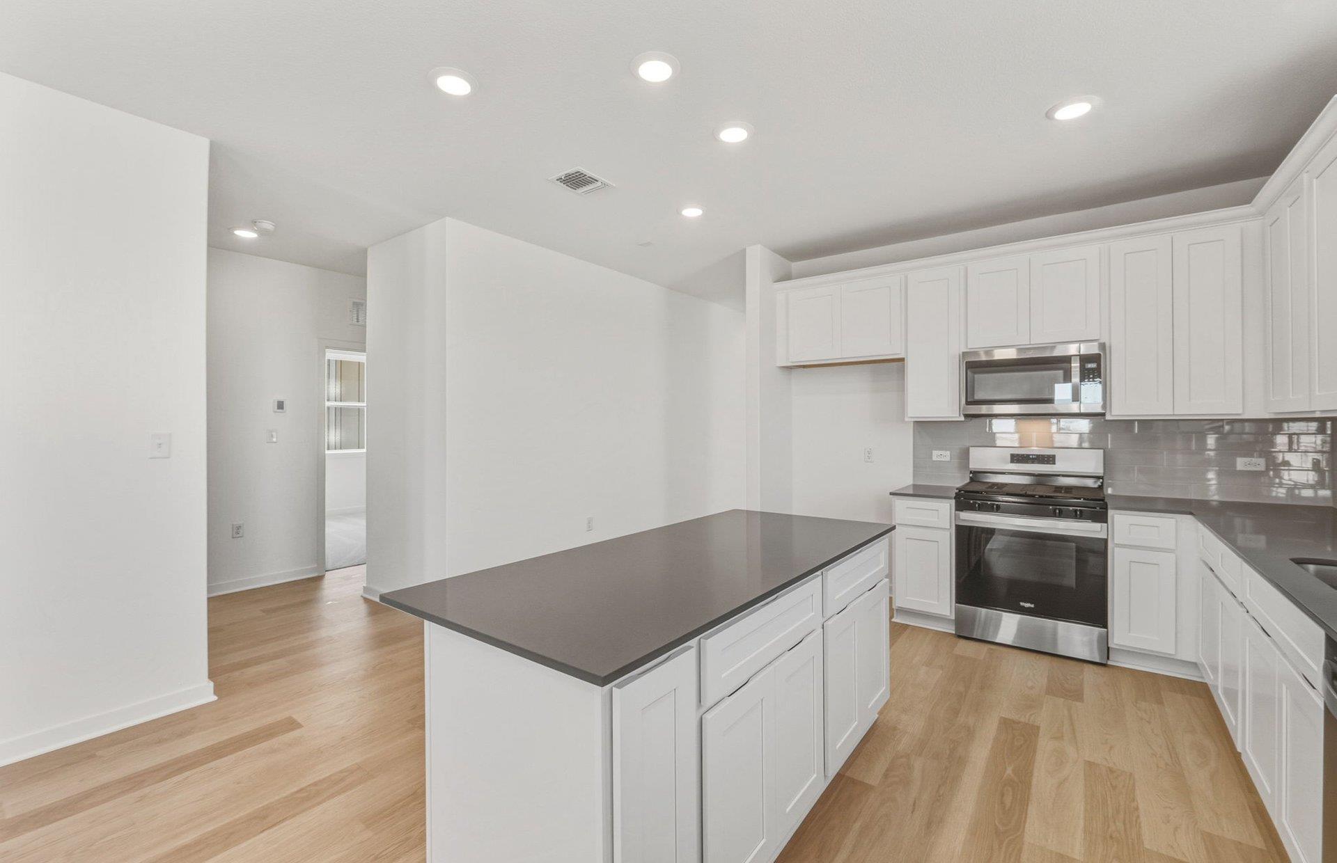 100 Eagle valley Dr, Elgin, TX 78621