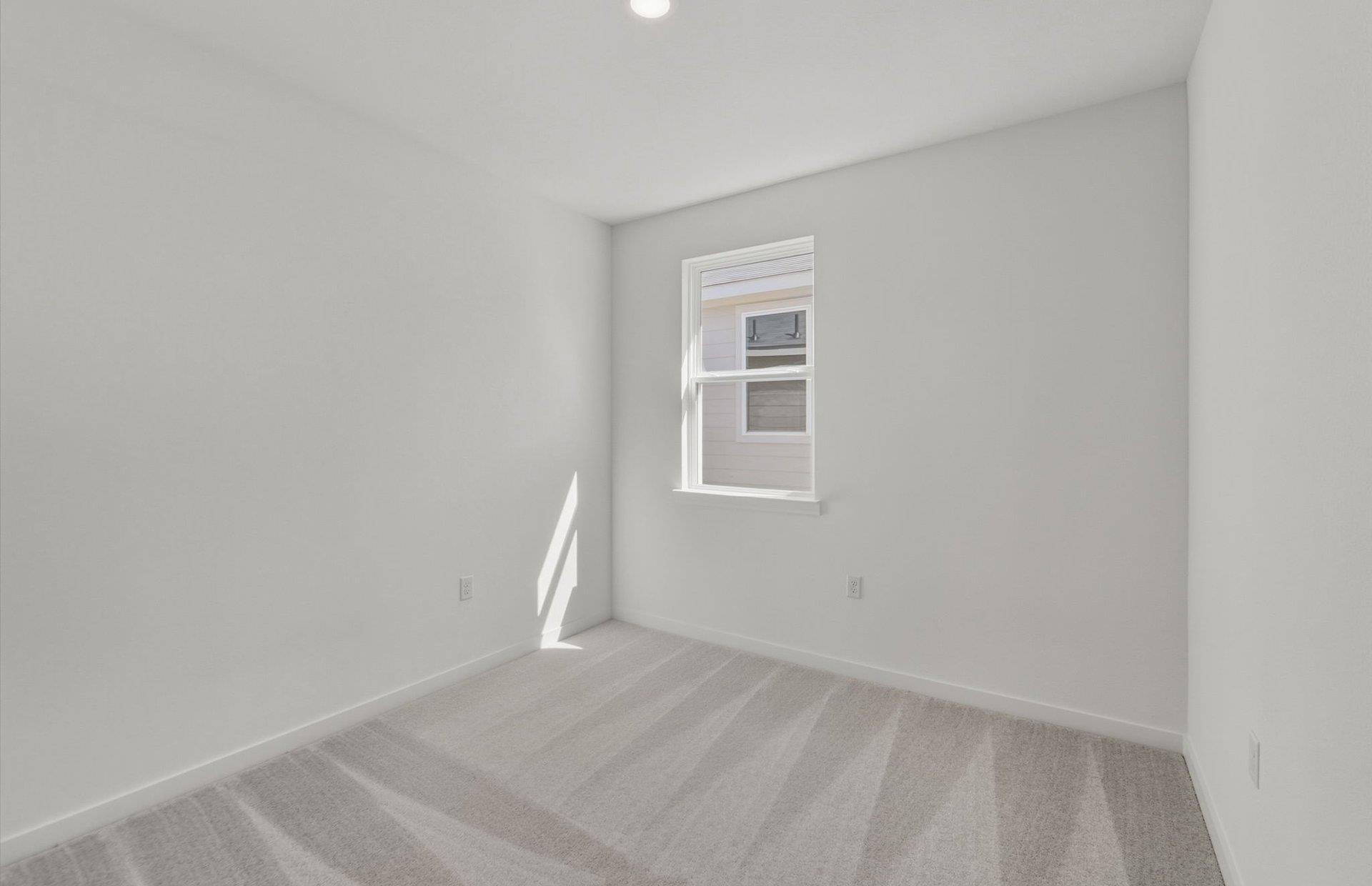 100 Eagle valley Dr, Elgin, TX 78621