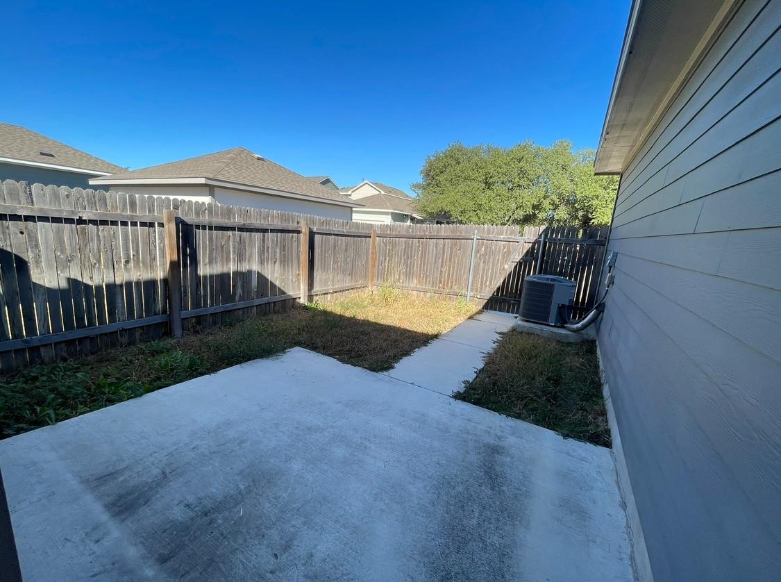 2340 Pecan Island Dr, Leander, TX 78641