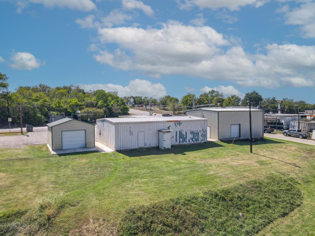 415 State Highway 36 S Highway, Caldwell, TX 77836