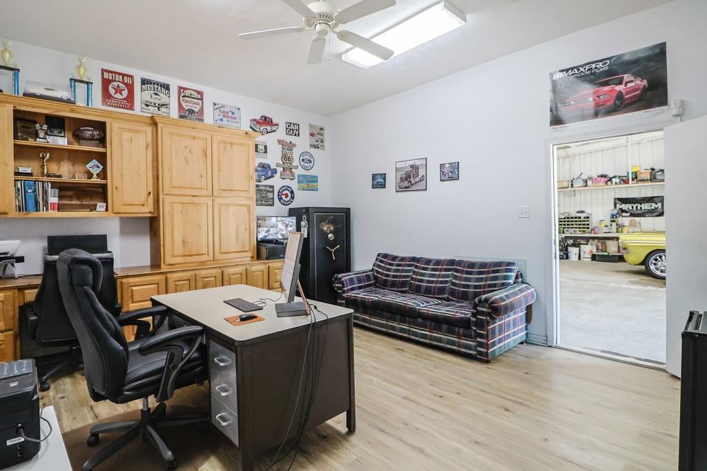 415 State Highway 36 S Highway, Caldwell, TX 77836