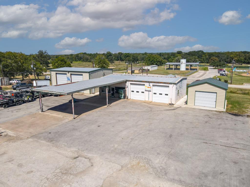 415 State Highway 36 S Highway, Caldwell, TX 77836