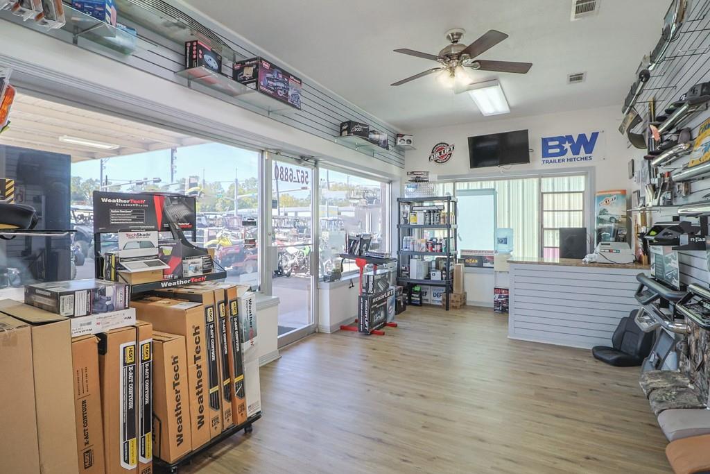 415 State Highway 36 S Highway, Caldwell, TX 77836