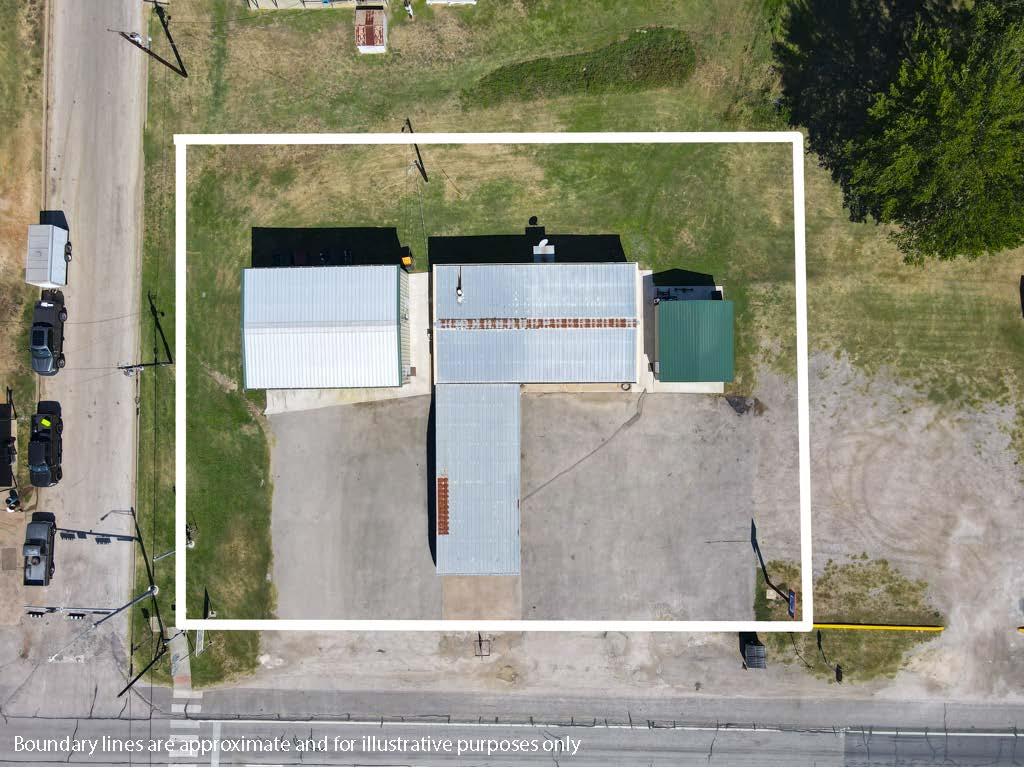 415 State Highway 36 S Highway, Caldwell, TX 77836