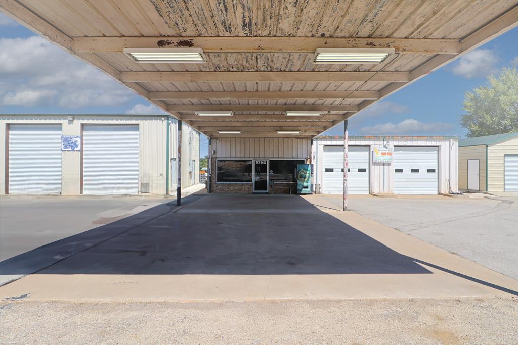 415 State Highway 36 S Highway, Caldwell, TX 77836