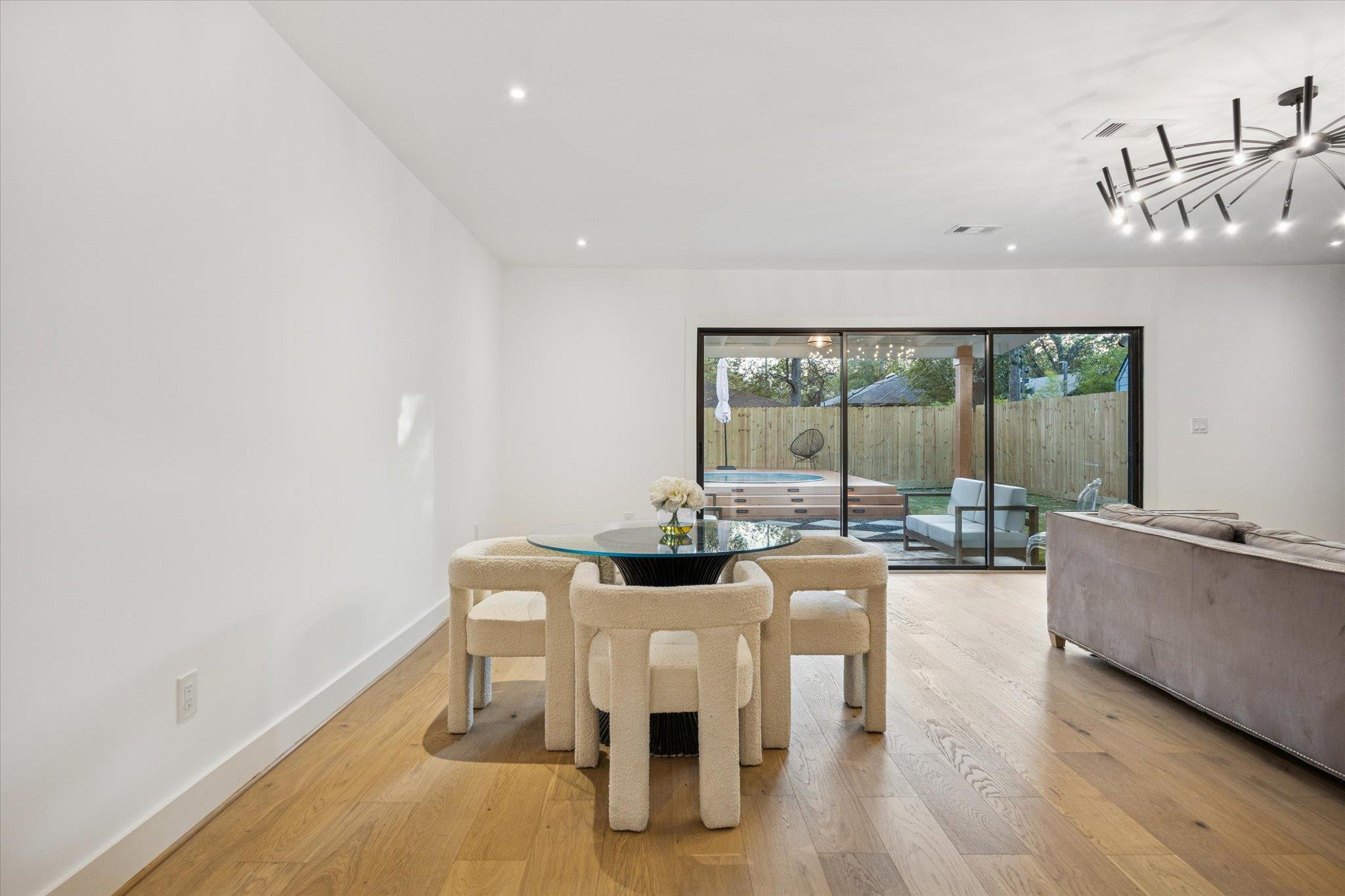 1611 Ridgehaven Dr, Austin, TX 78723