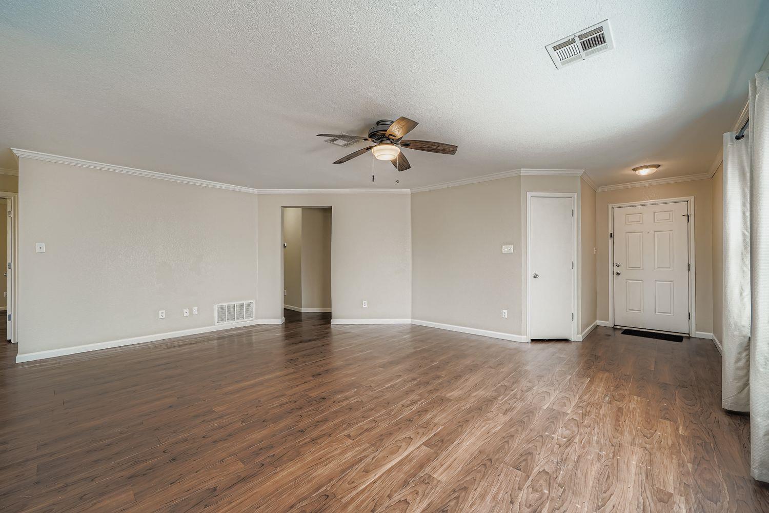 12856 Saint Mary Dr, Manor, TX 78653