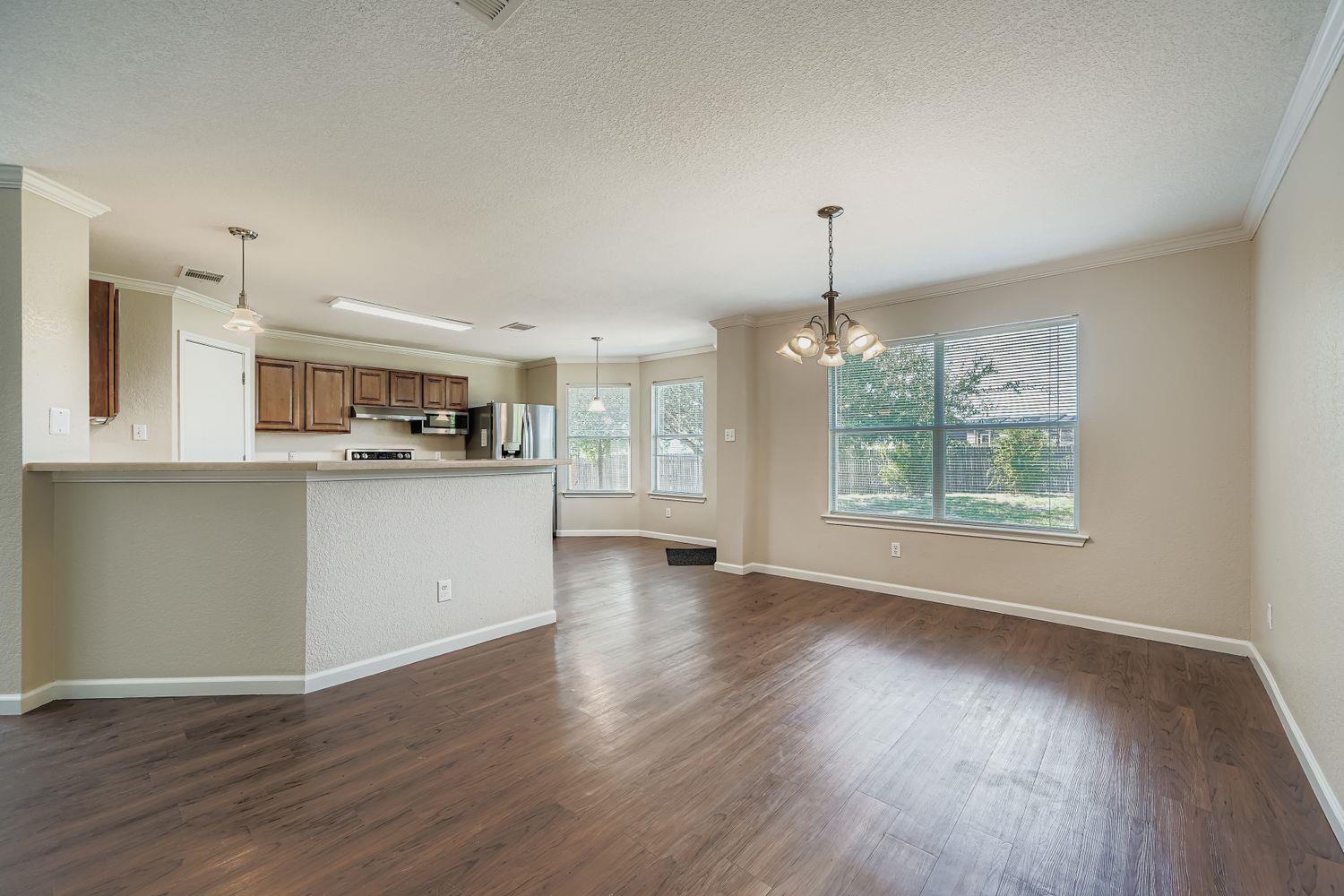 12856 Saint Mary Dr, Manor, TX 78653