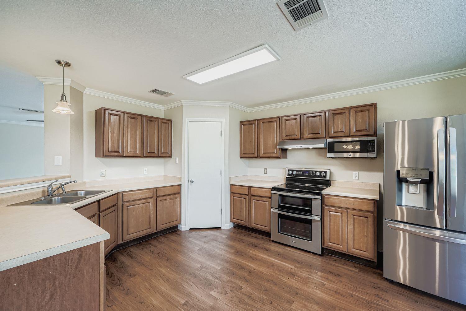 12856 Saint Mary Dr, Manor, TX 78653