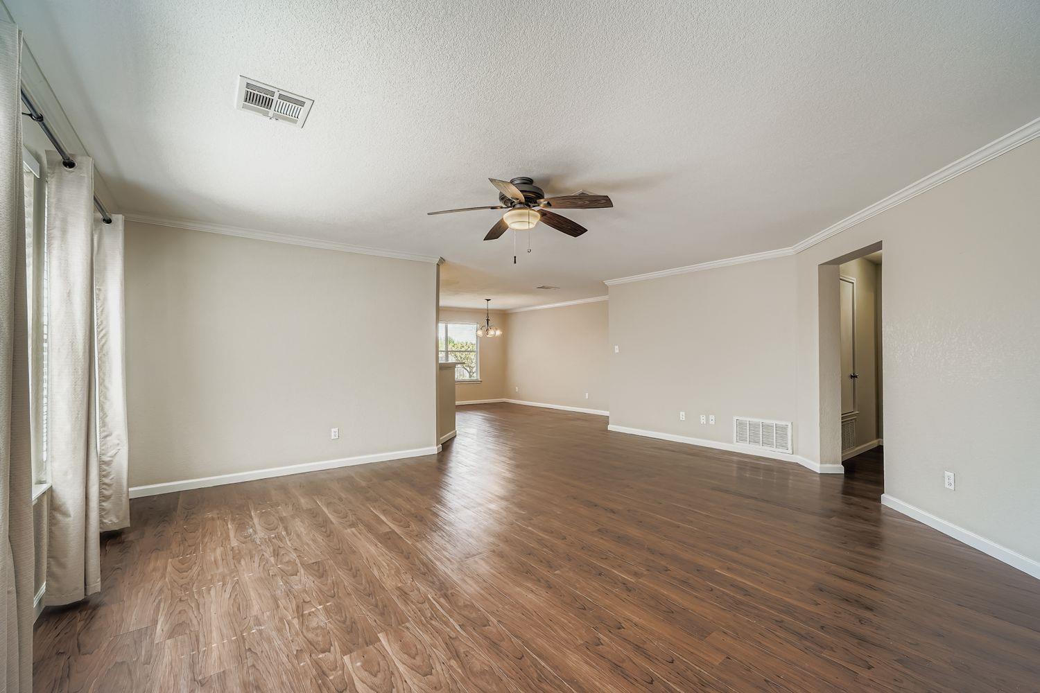 12856 Saint Mary Dr, Manor, TX 78653