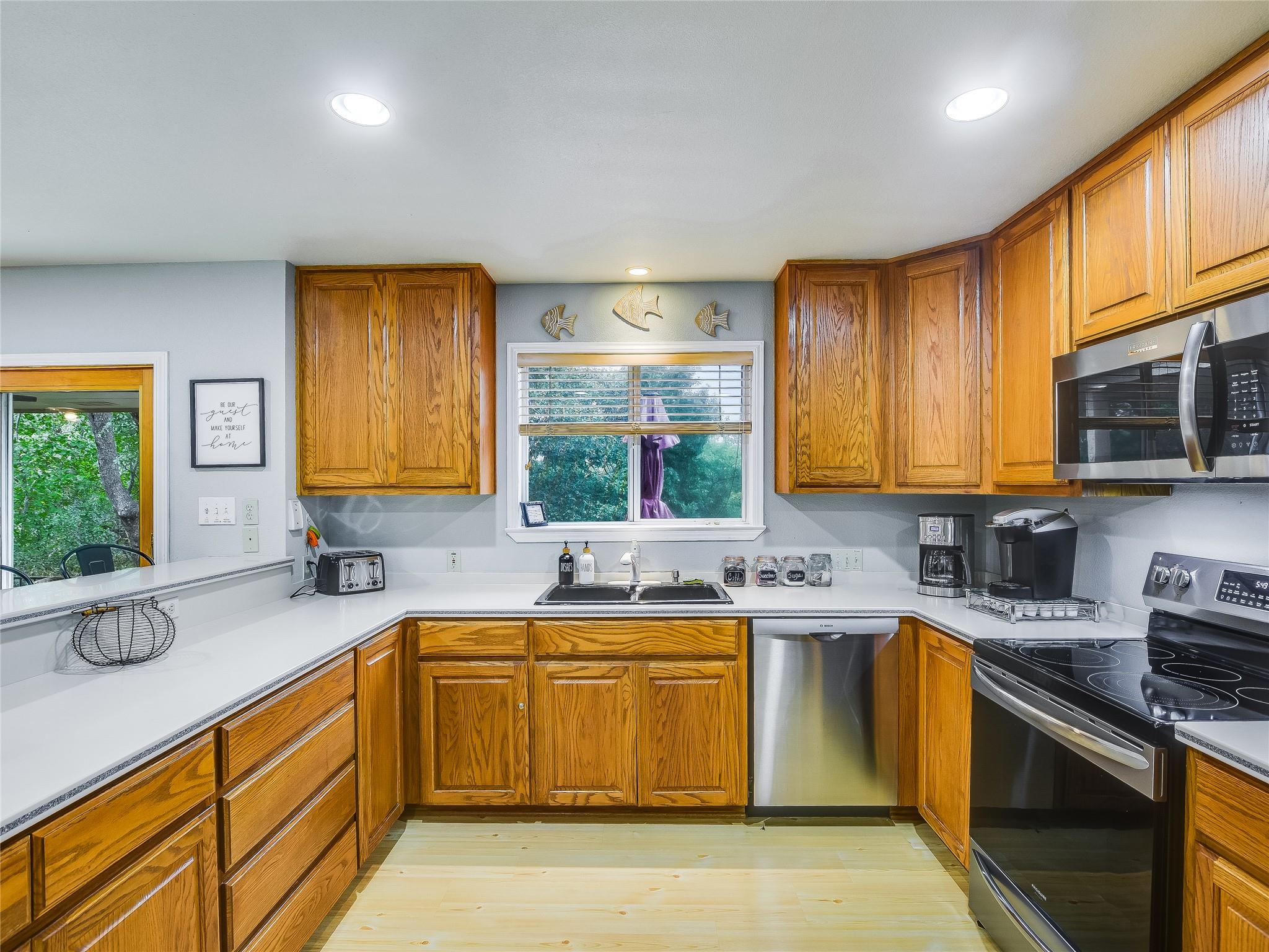 11000 Beach Rd, Leander, TX 78641