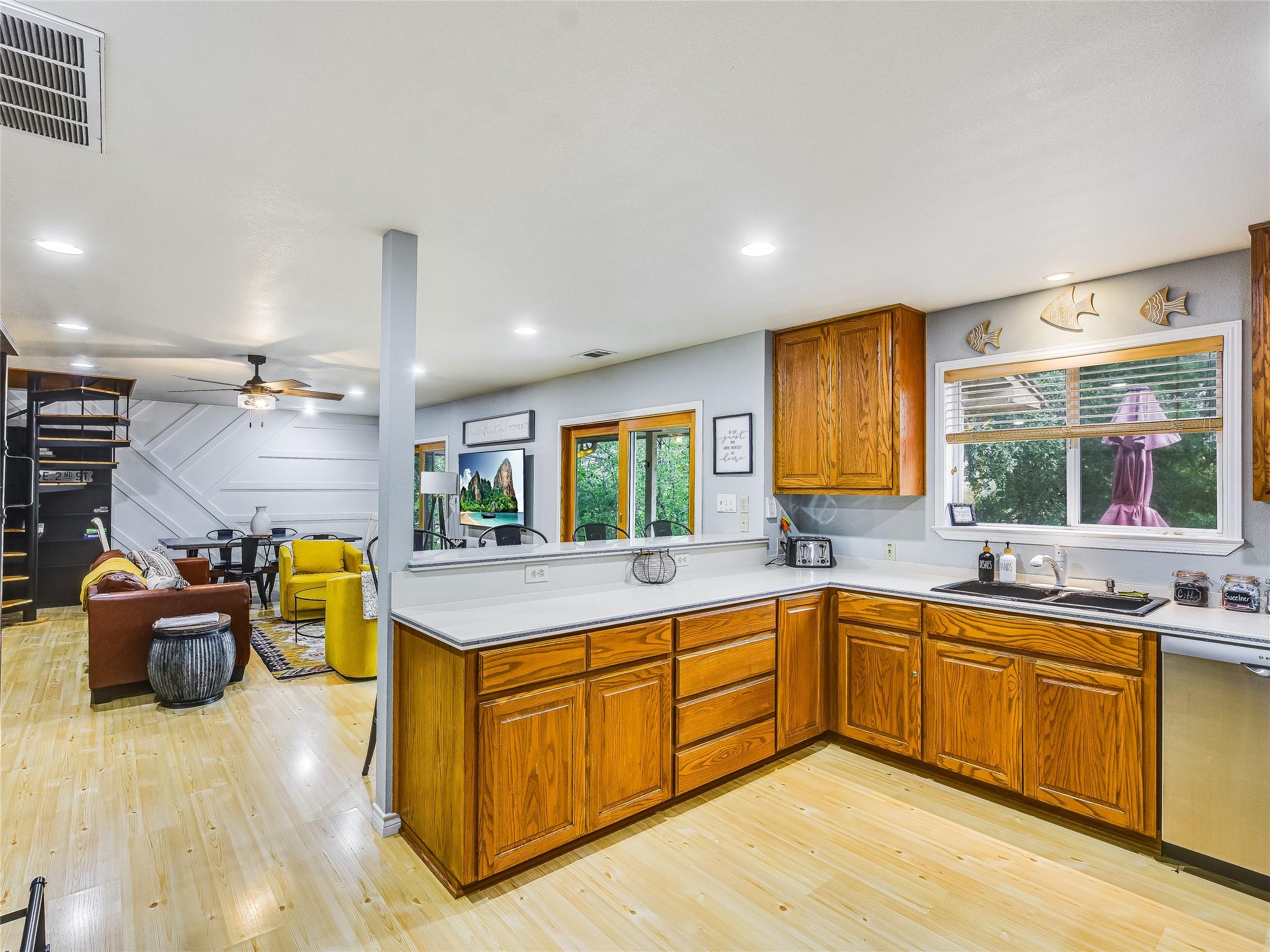 11000 Beach Rd, Leander, TX 78641