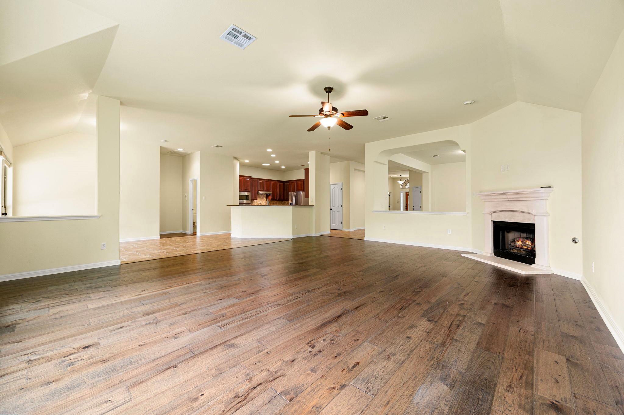 1512 Elkins Ln, Cedar Park, TX 78613