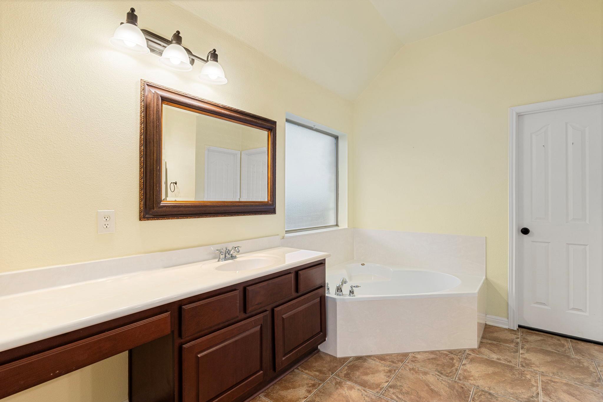 1512 Elkins Ln, Cedar Park, TX 78613