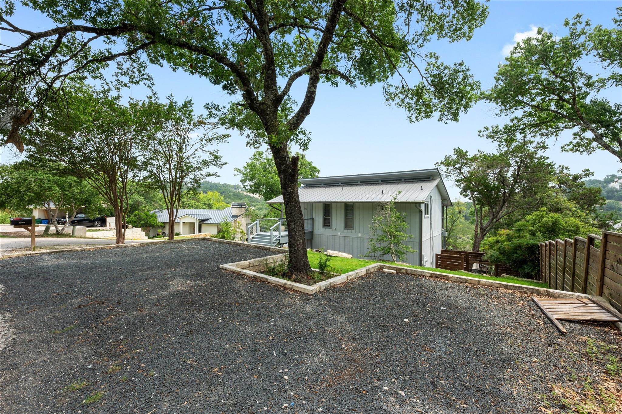 2711 Trail Of Madrones St, Austin, TX 78746