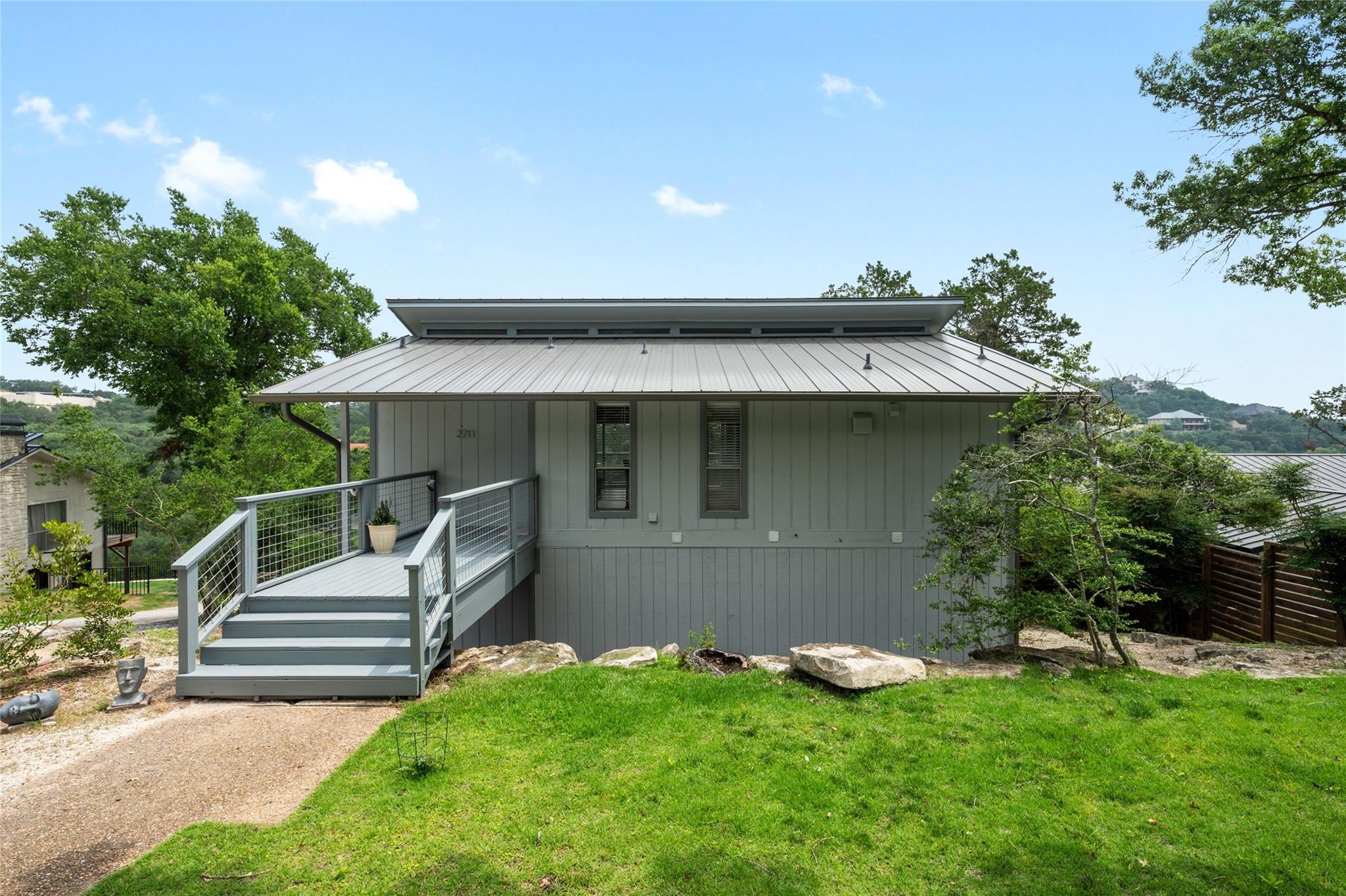 2711 Trail Of Madrones St, Austin, TX 78746