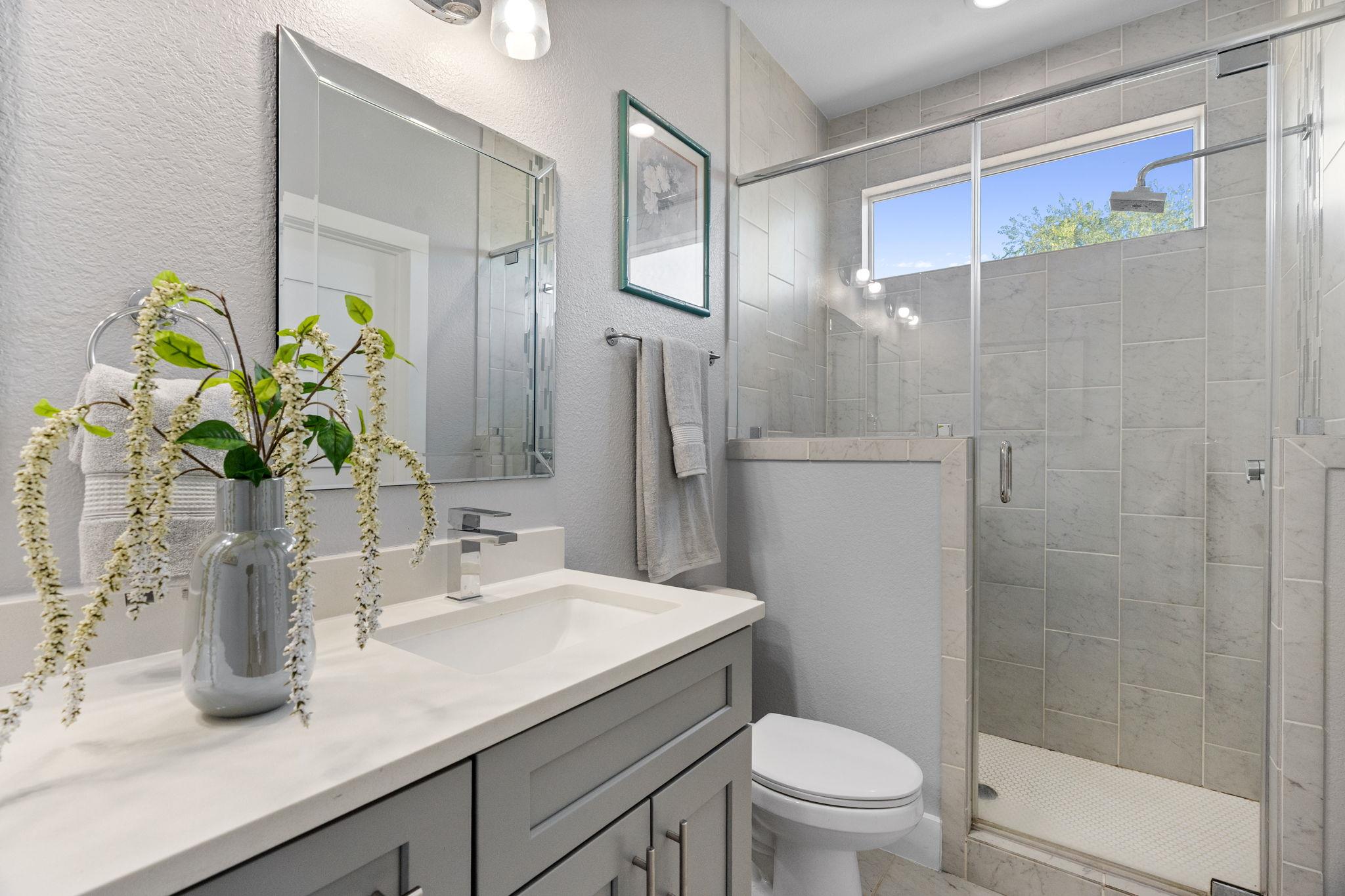 304 BLACKSON Ave # A, Austin, TX 78752