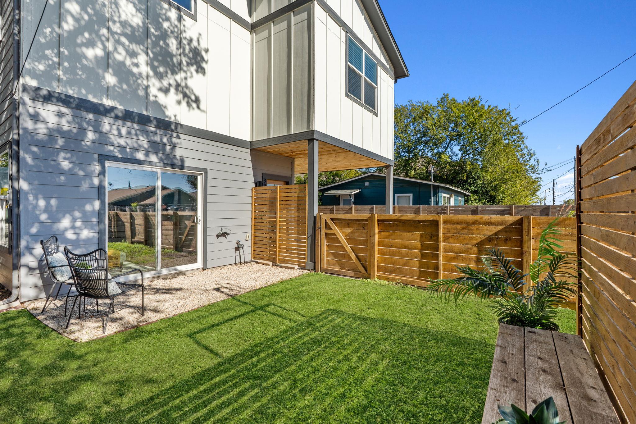 304 BLACKSON Ave # A, Austin, TX 78752