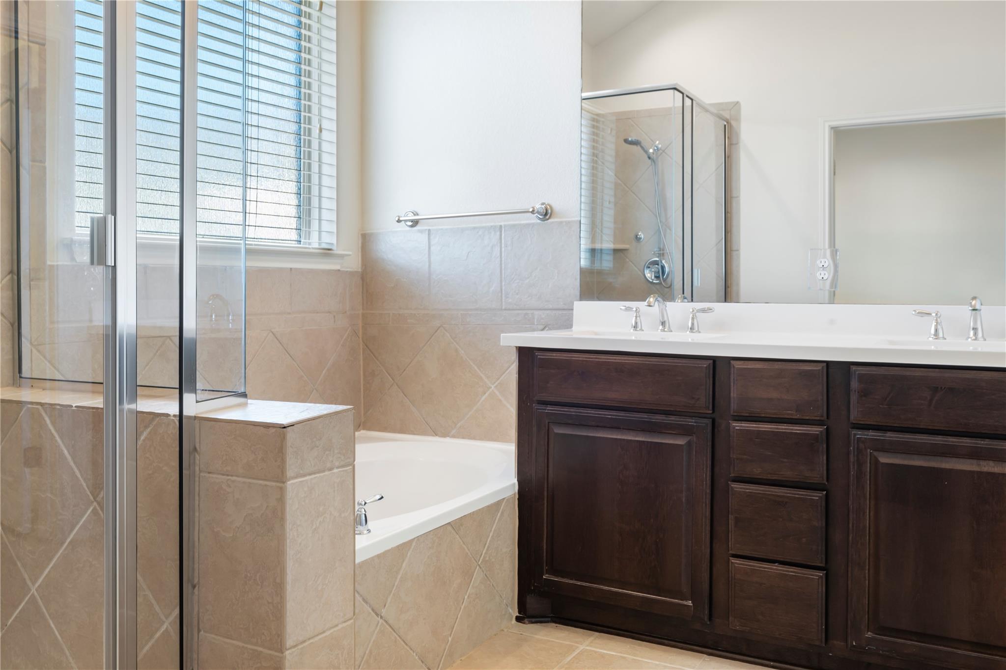 2925 Scout Pony Dr, Leander, TX 78641