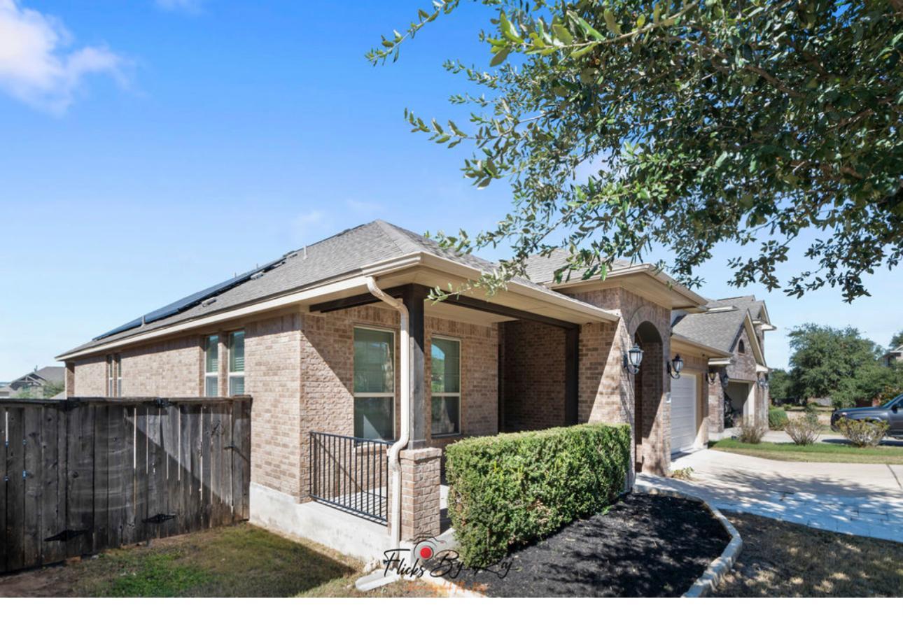 2925 Scout Pony Dr, Leander, TX 78641