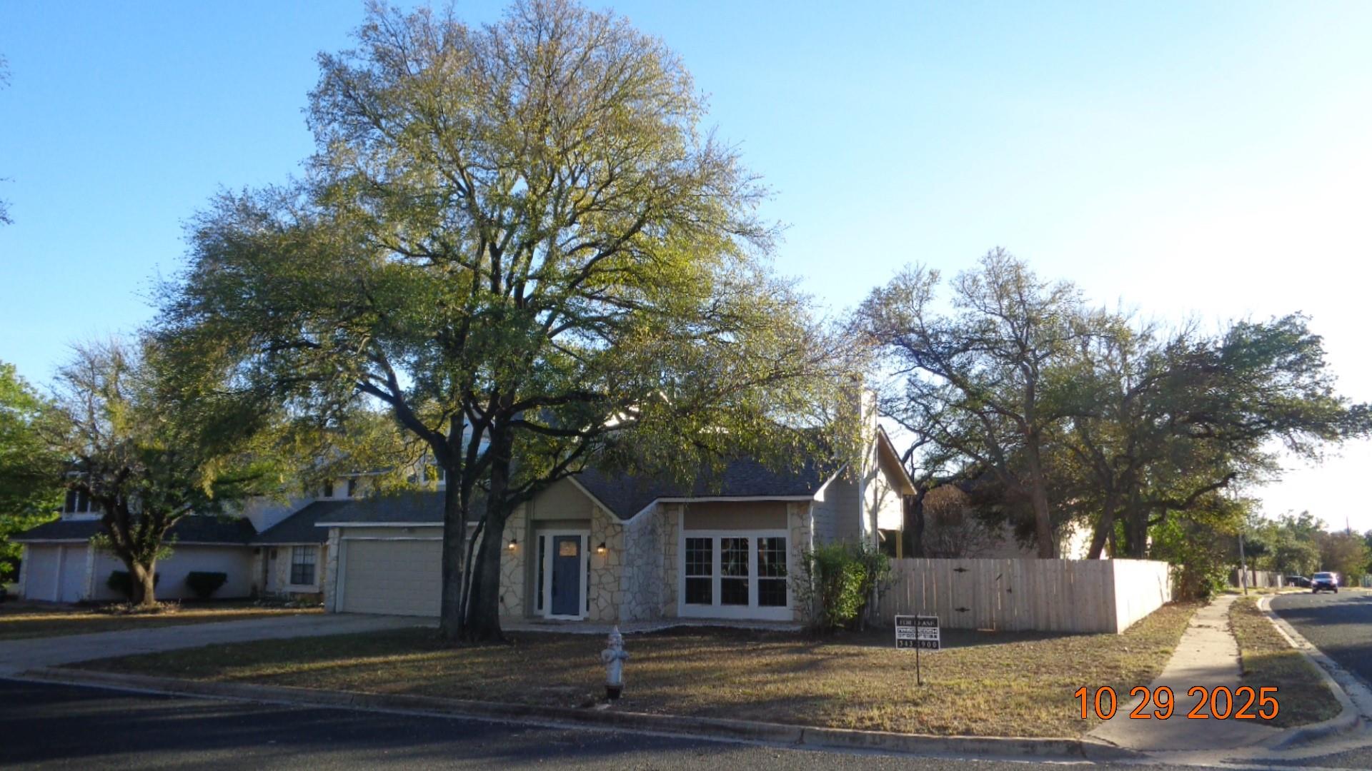 13236 Kerrville Folkway, Austin, TX 78729