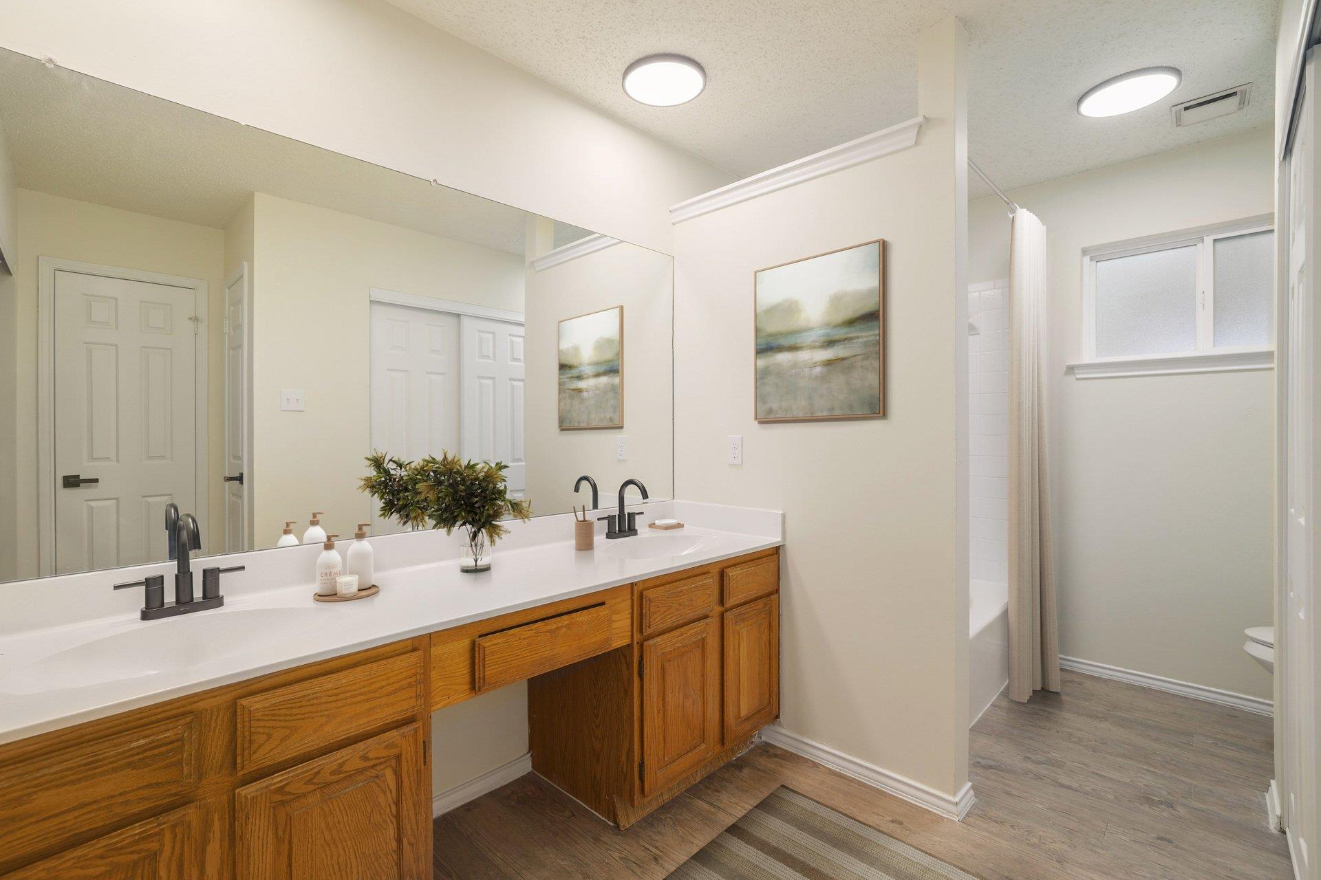 13236 Kerrville Folkway, Austin, TX 78729