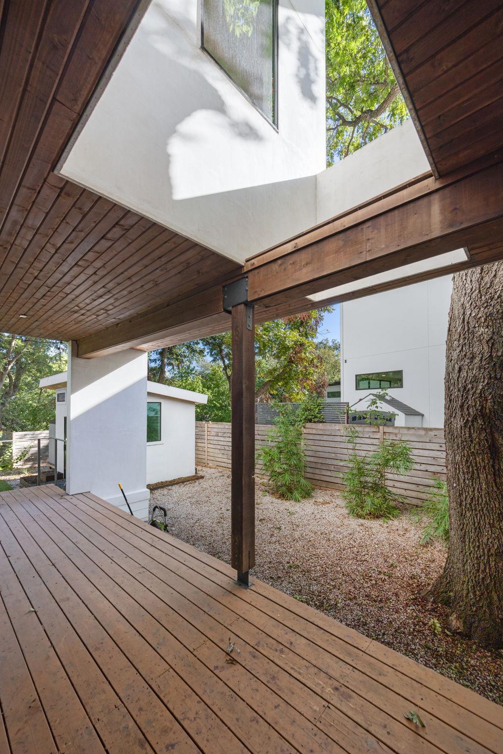 1116 Mariposa Dr # D, Austin, TX 78704