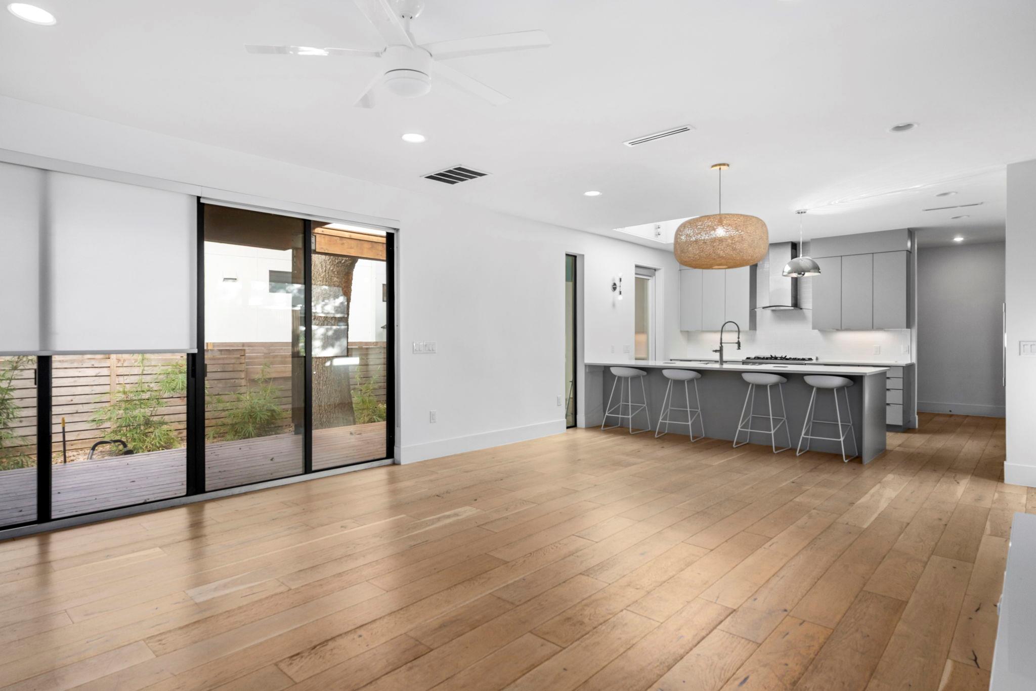 1116 Mariposa Dr # D, Austin, TX 78704