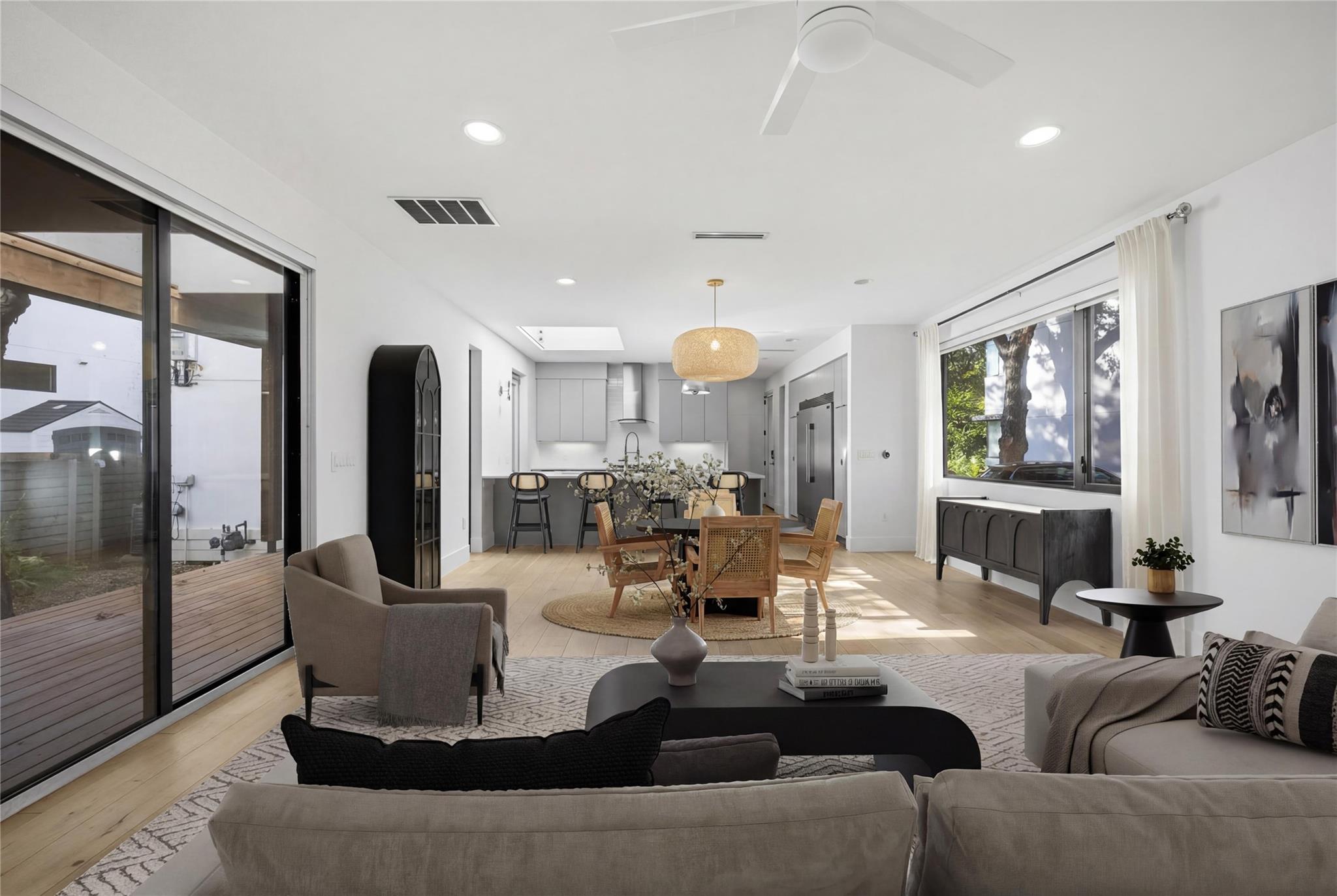 1116 Mariposa Dr # D, Austin, TX 78704