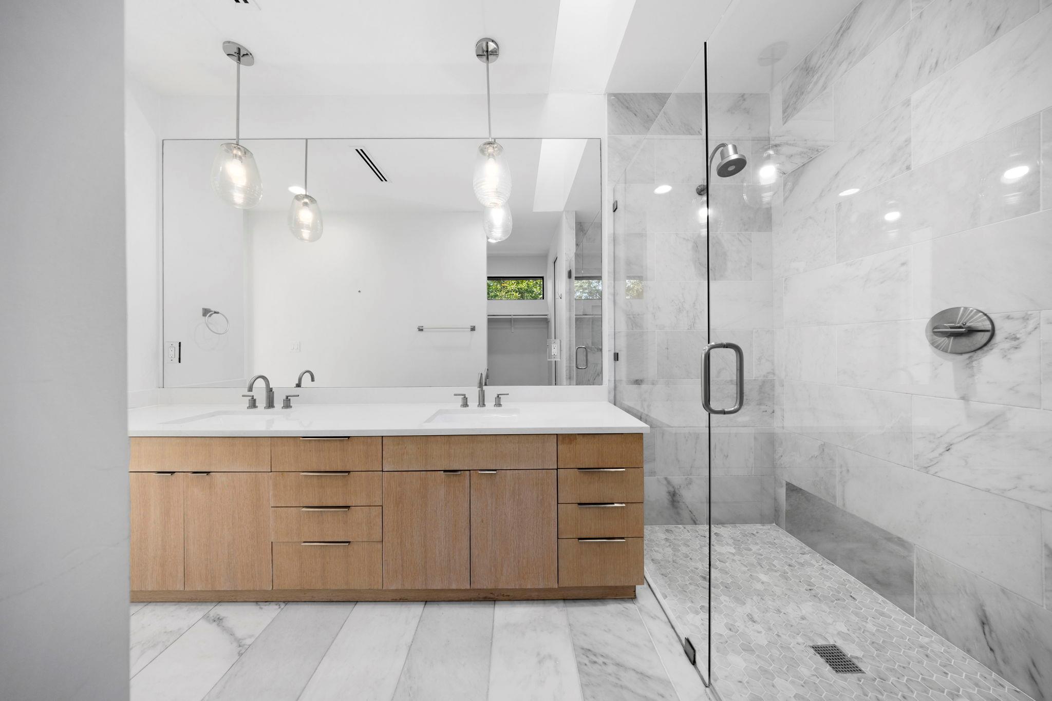 1116 Mariposa Dr # D, Austin, TX 78704