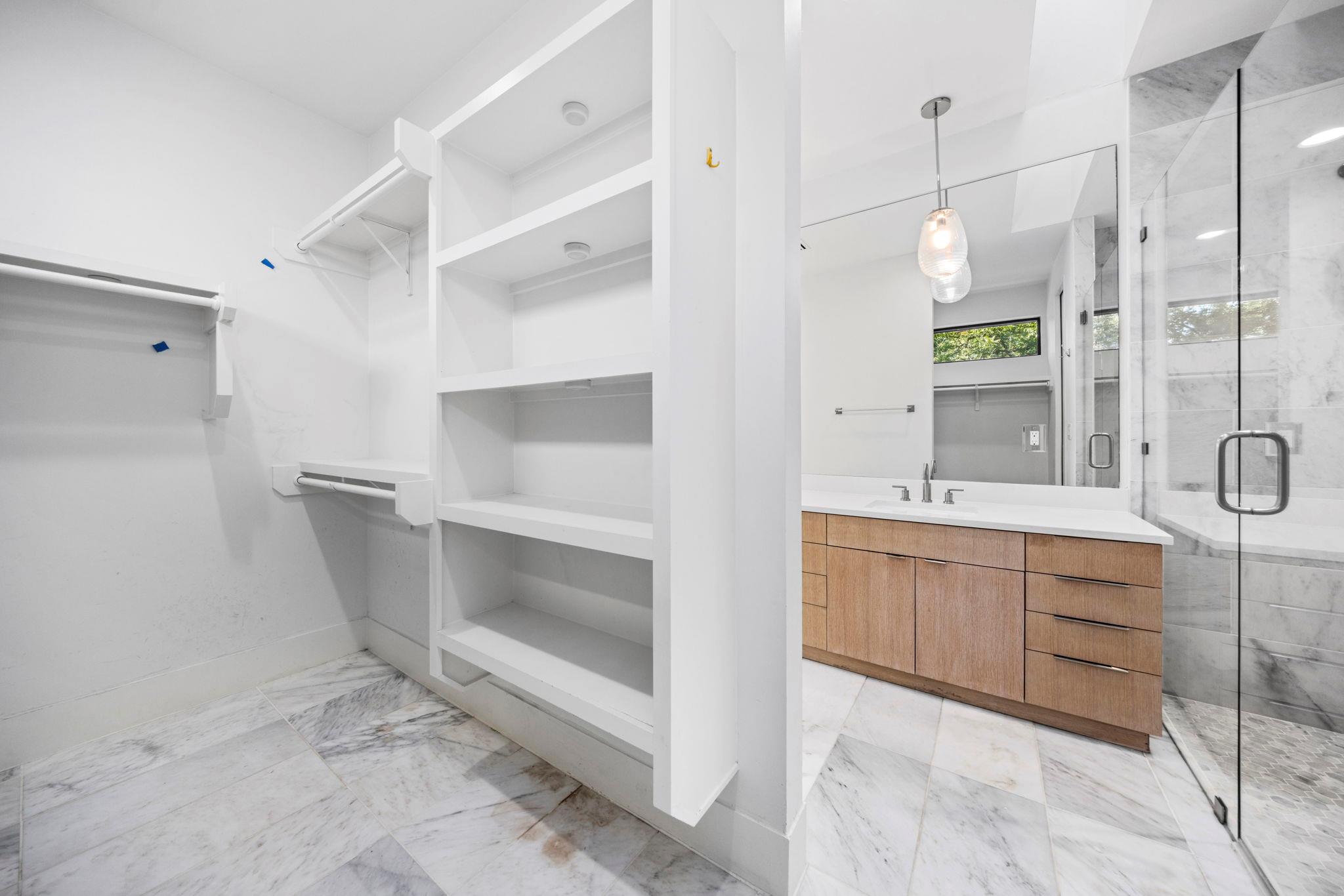 1116 Mariposa Dr # D, Austin, TX 78704