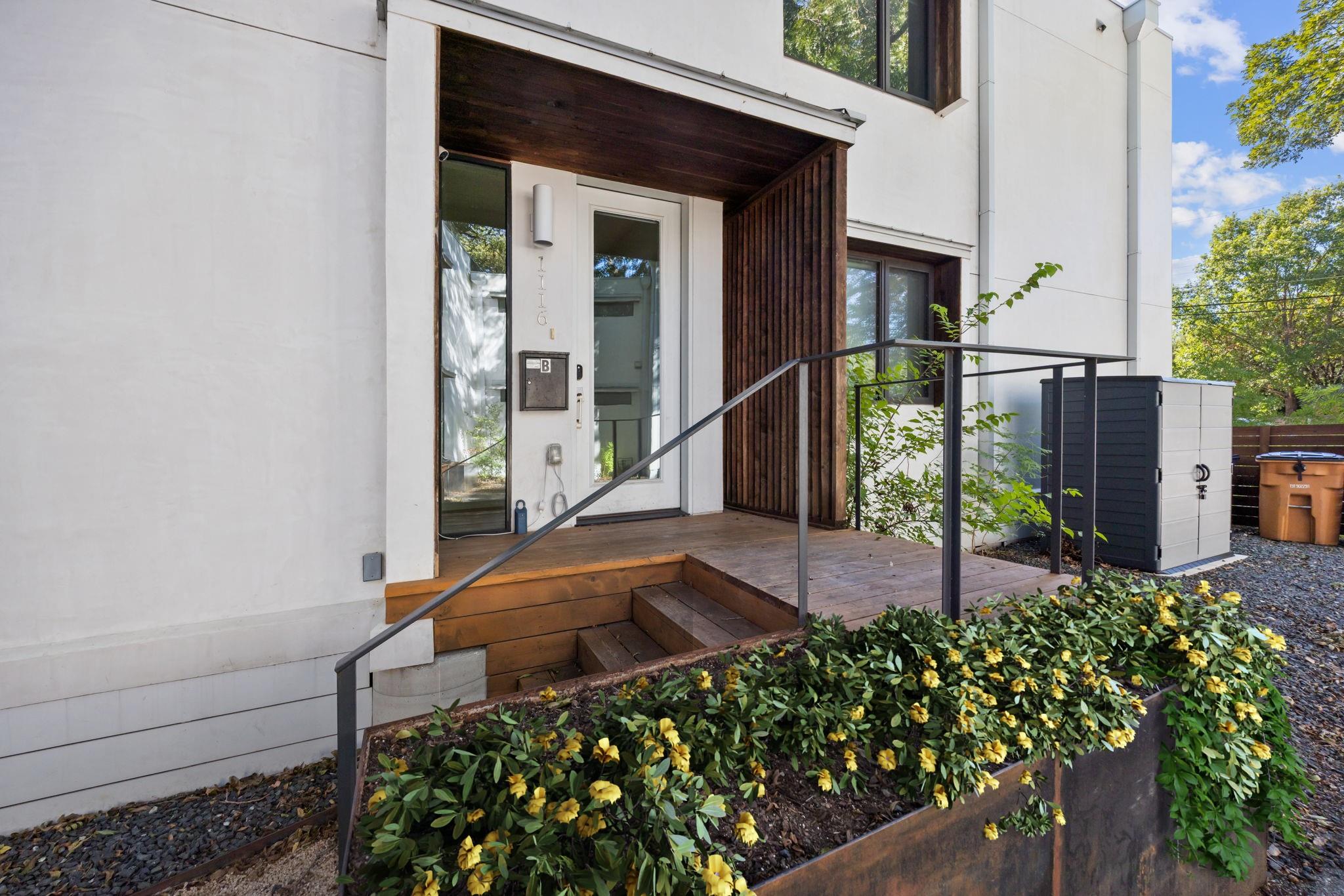 1116 Mariposa Dr # D, Austin, TX 78704