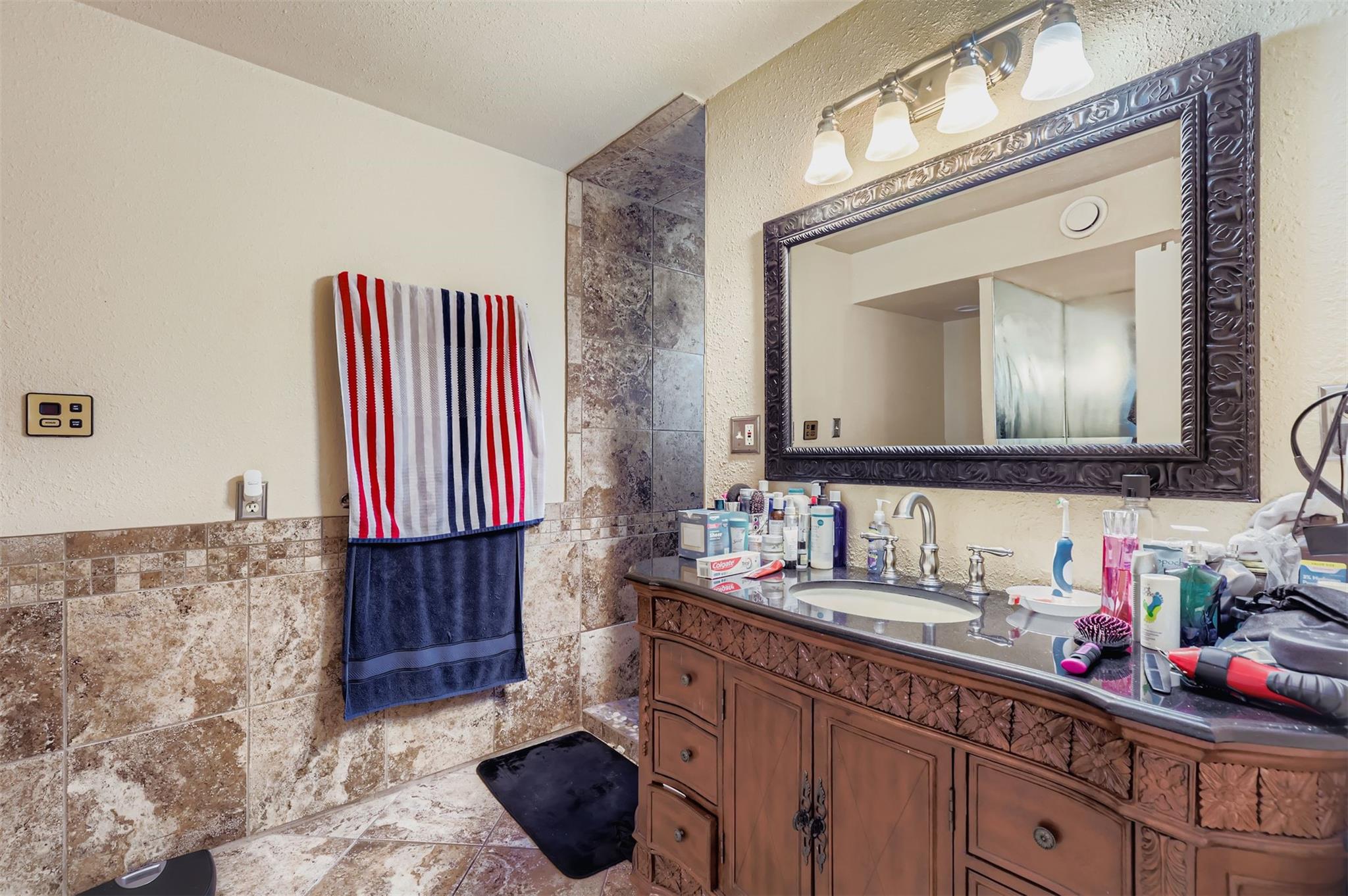 11929 Arabian Trl, Austin, TX 78759