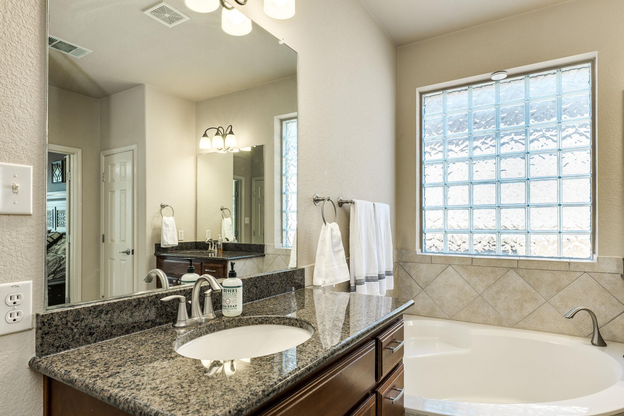 108 Choke Canyon Ln, Georgetown, TX 78628