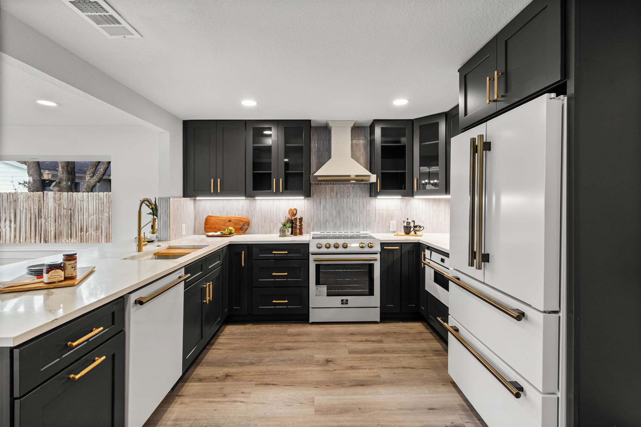 13226 Broadmeade Ave, Austin, TX 78729