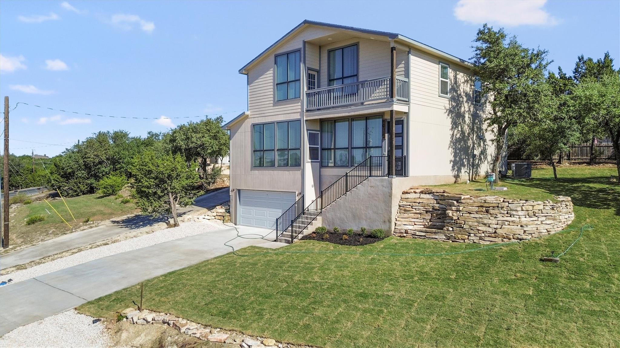 10113 Longhorn Skwy, Dripping Springs, TX 78620