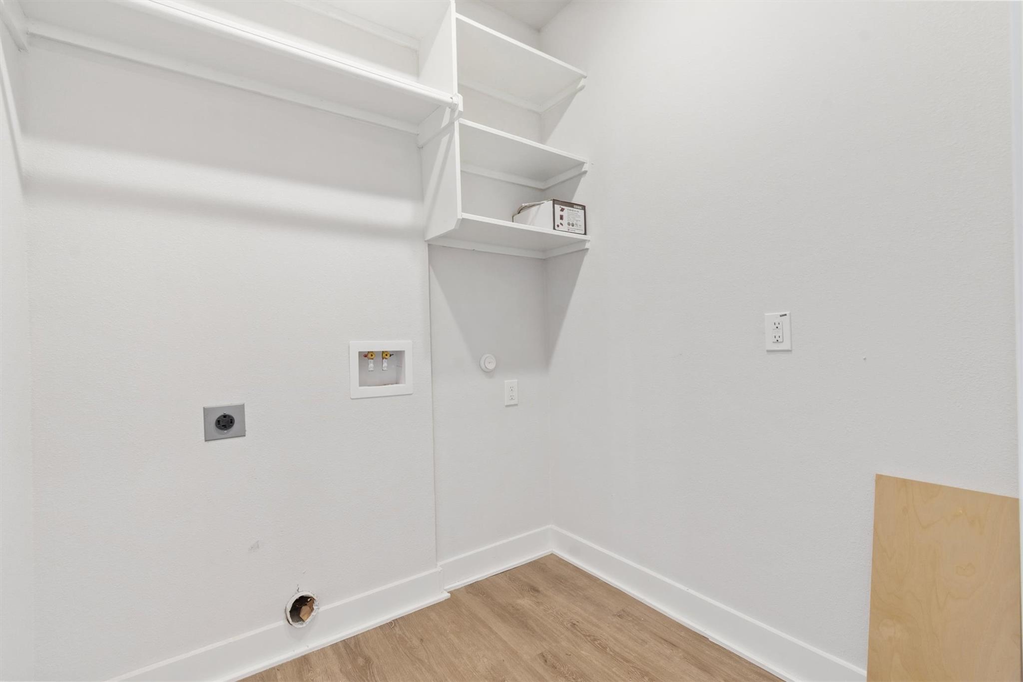 10113 Longhorn Skwy, Dripping Springs, TX 78620