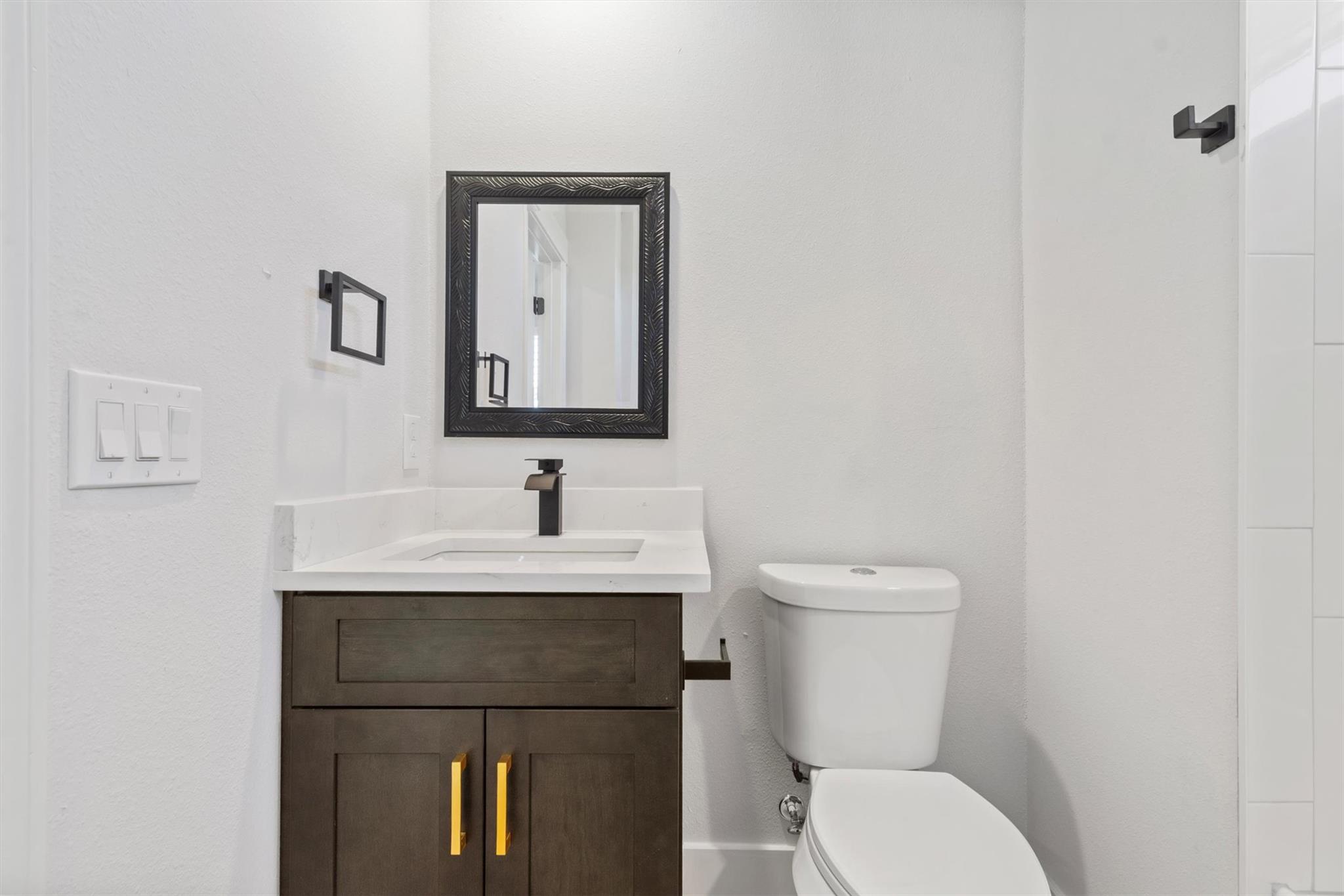 10113 Longhorn Skwy, Dripping Springs, TX 78620