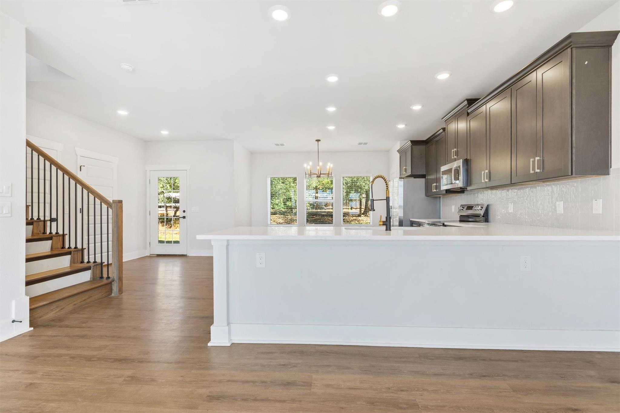 10113 Longhorn Skwy, Dripping Springs, TX 78620